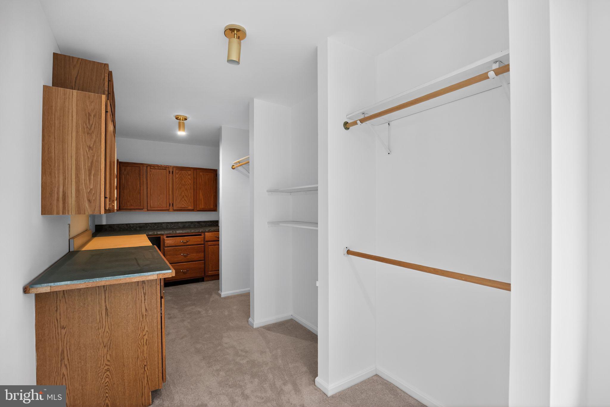 COBB ISLAND - Residential