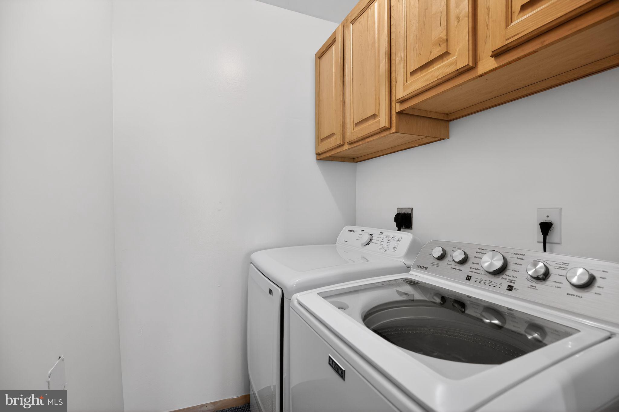 COBB ISLAND - Residential