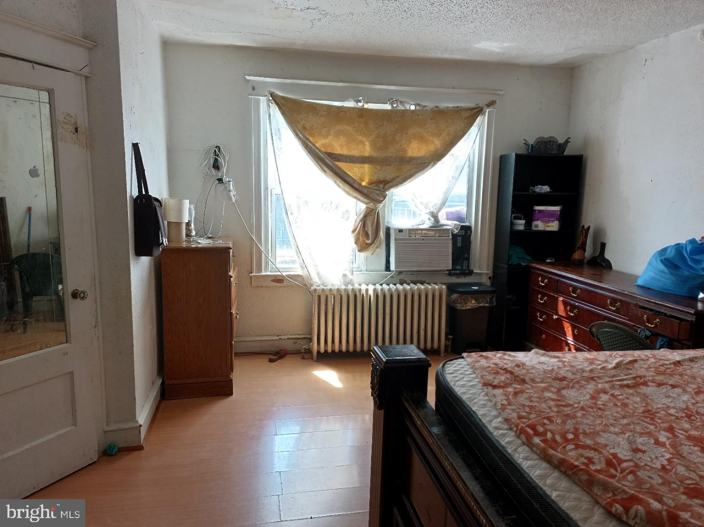 MAYFAIR (WEST) - Residential