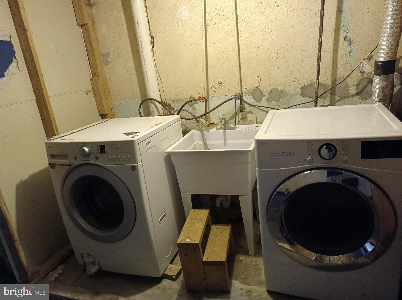 MAYFAIR (WEST) - Residential