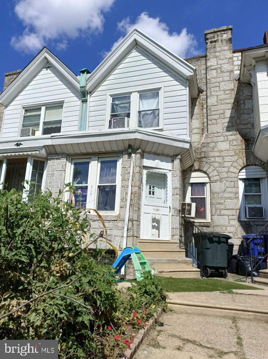 MAYFAIR (WEST) - Residential