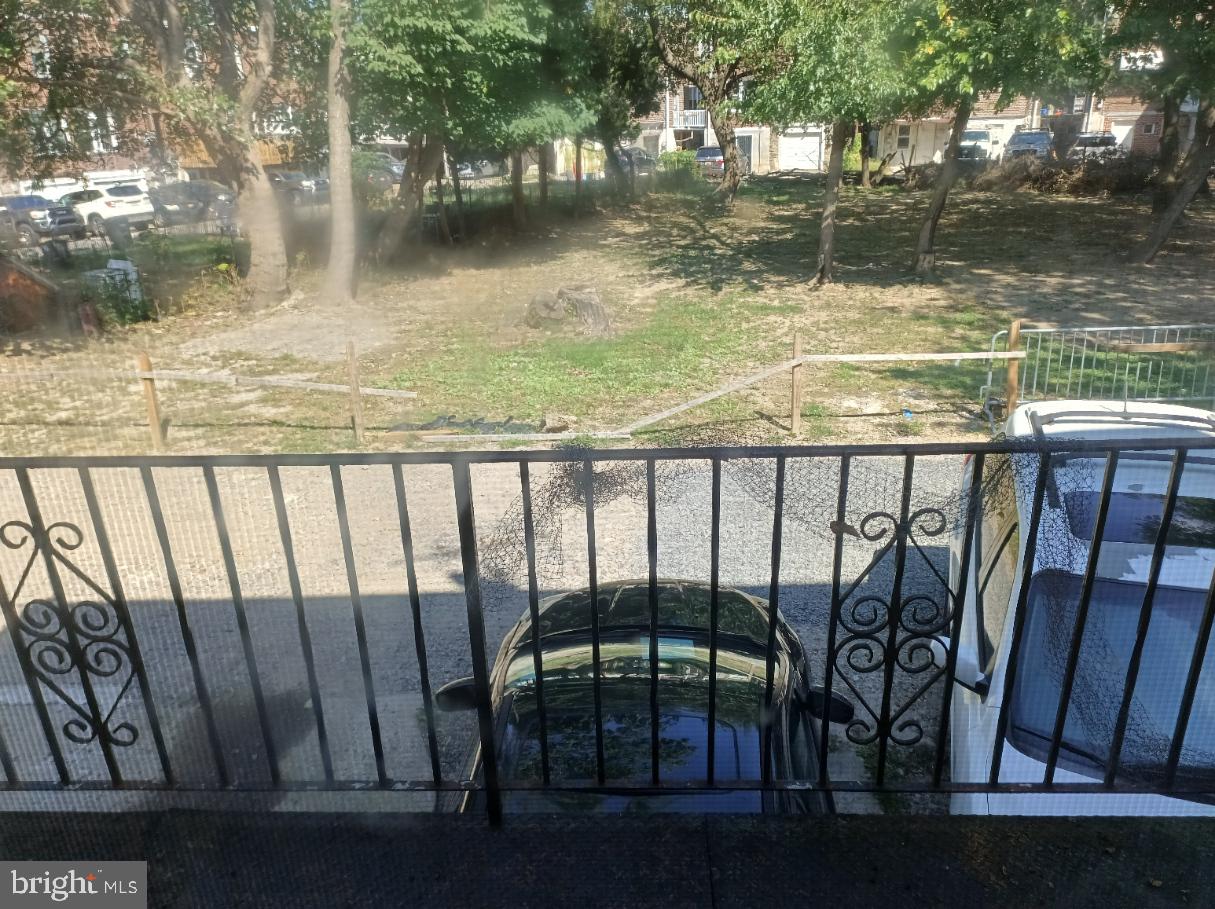 MAYFAIR (WEST) - Residential