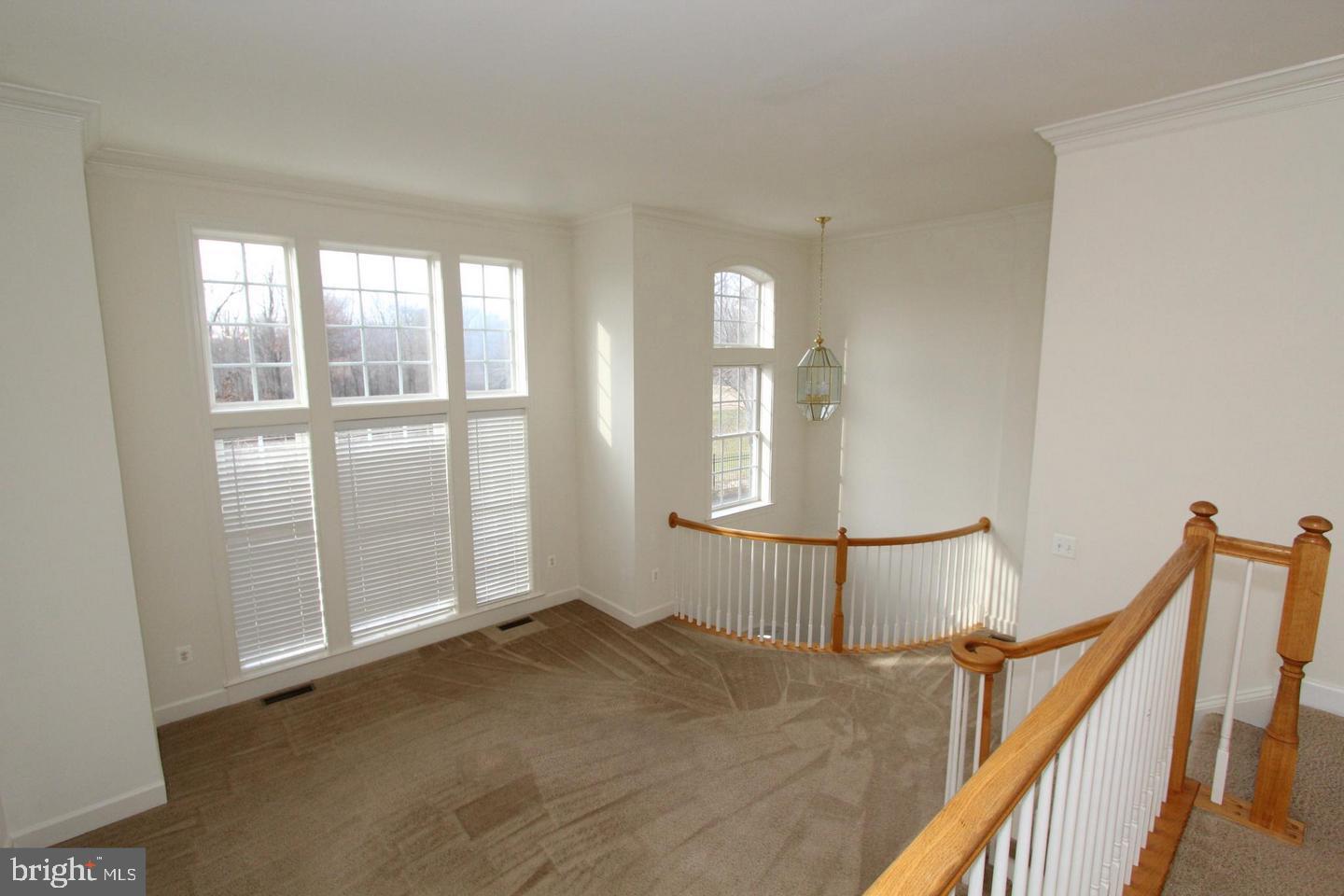 BELMONT CENTER - Residential Lease