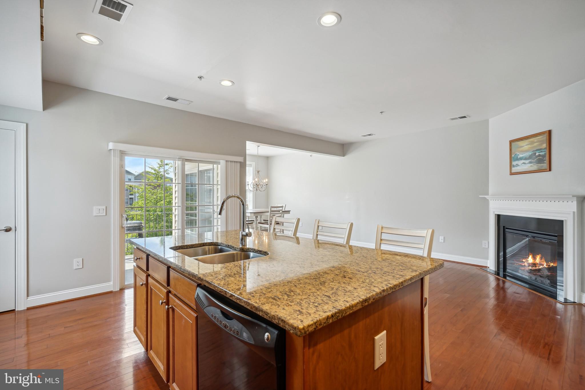 POTOMAC CLUB - Residential