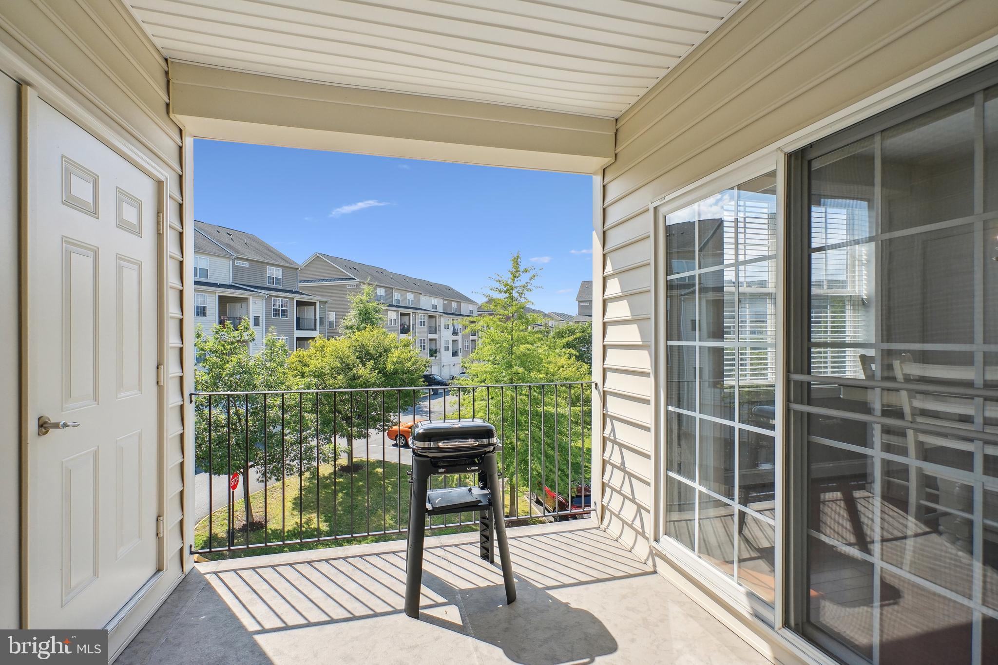 POTOMAC CLUB - Residential