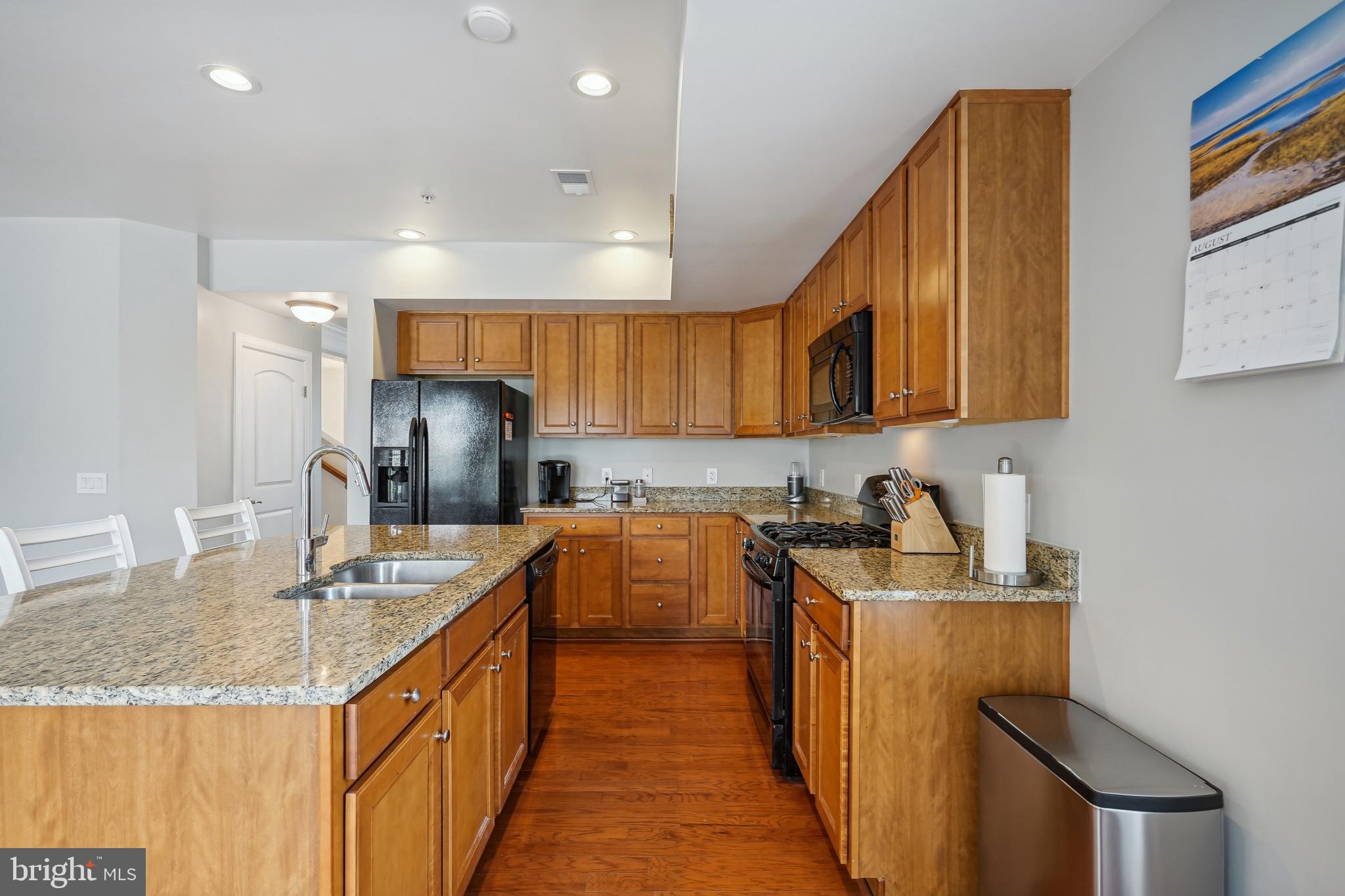 POTOMAC CLUB - Residential