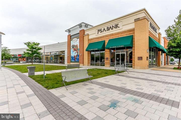 POTOMAC CLUB - Residential