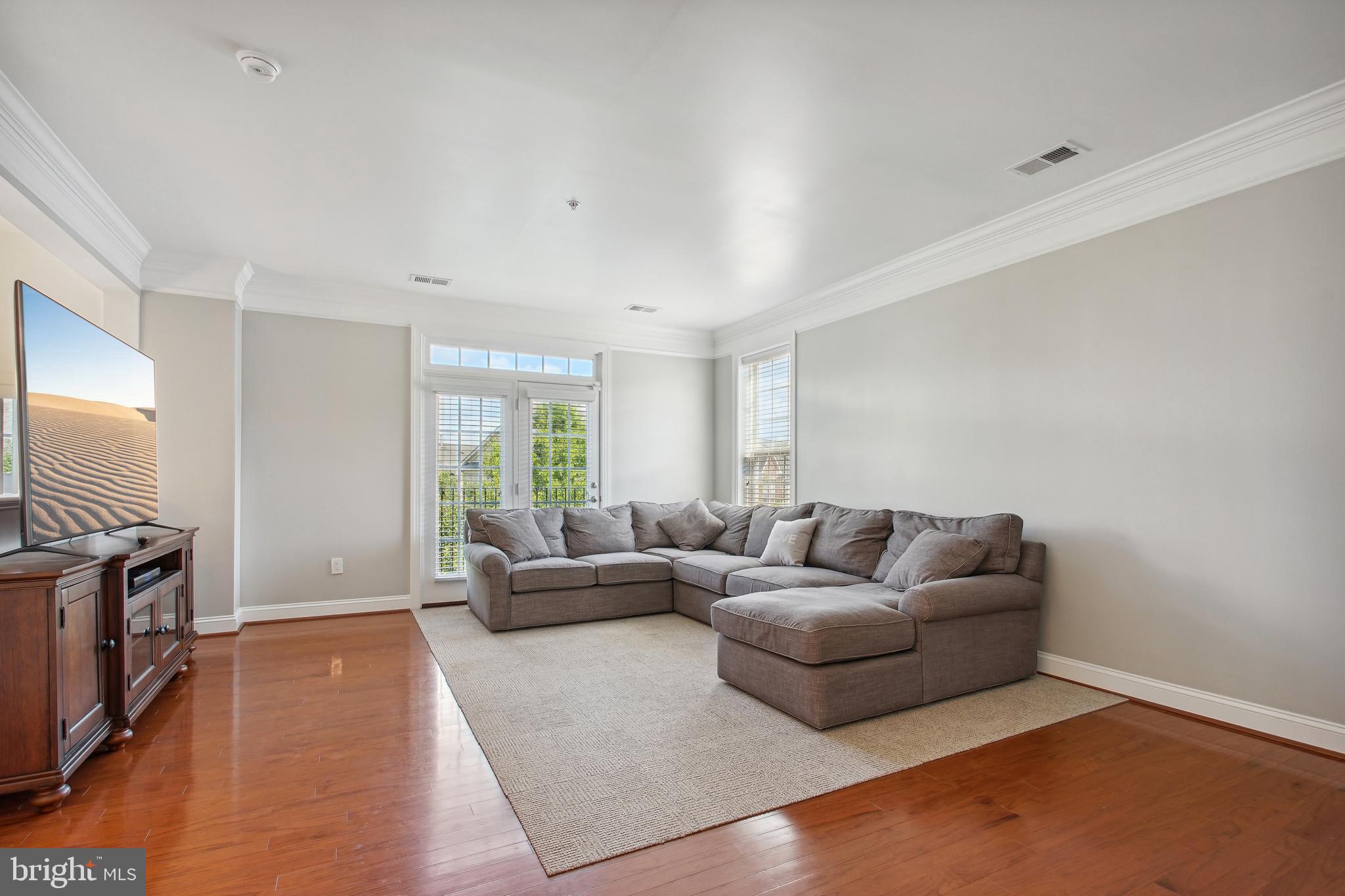 POTOMAC CLUB - Residential