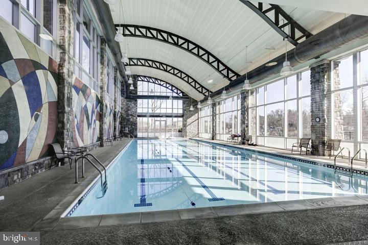 POTOMAC CLUB - Residential