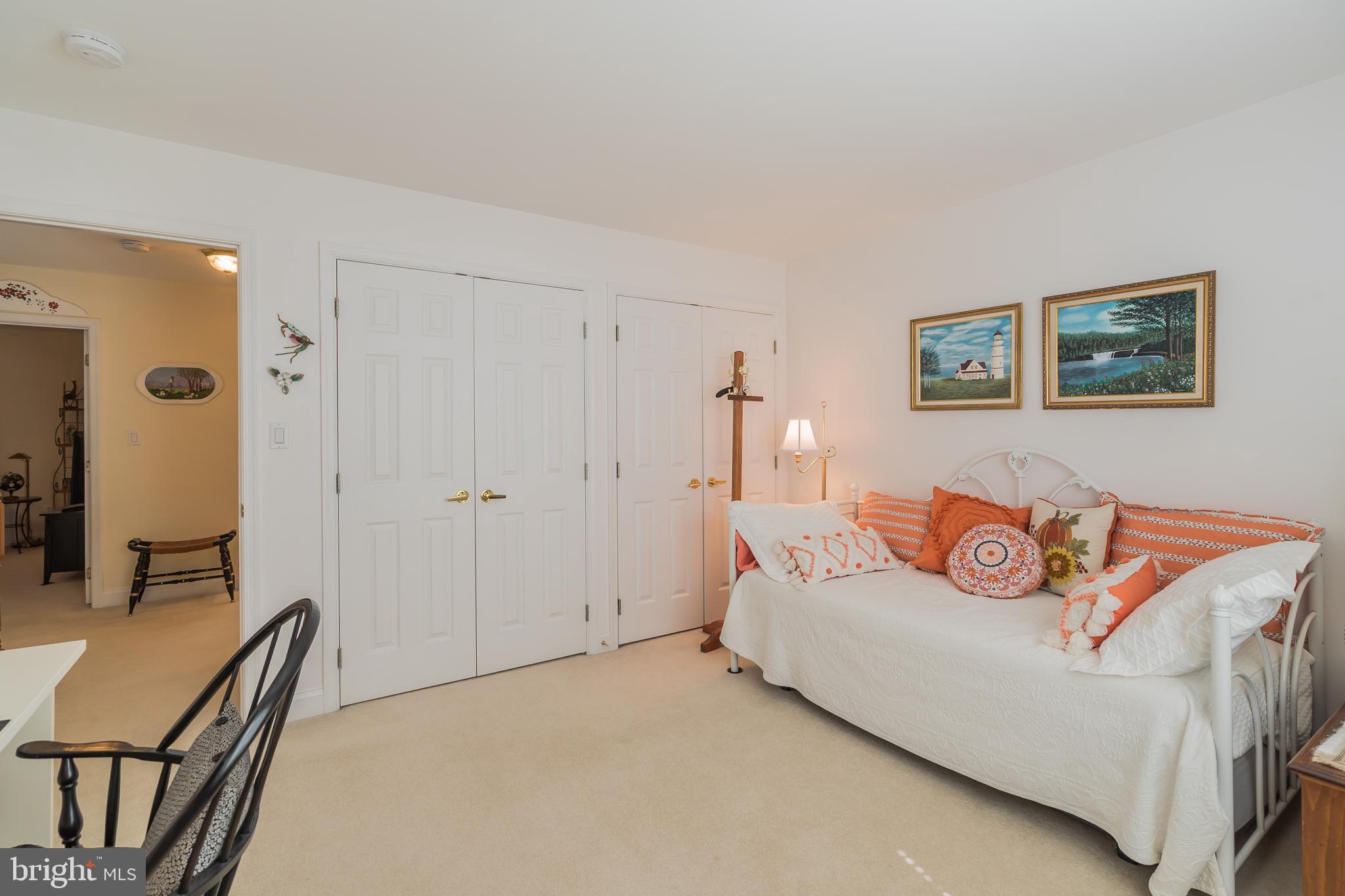 HERITAGE HUNT - Residential