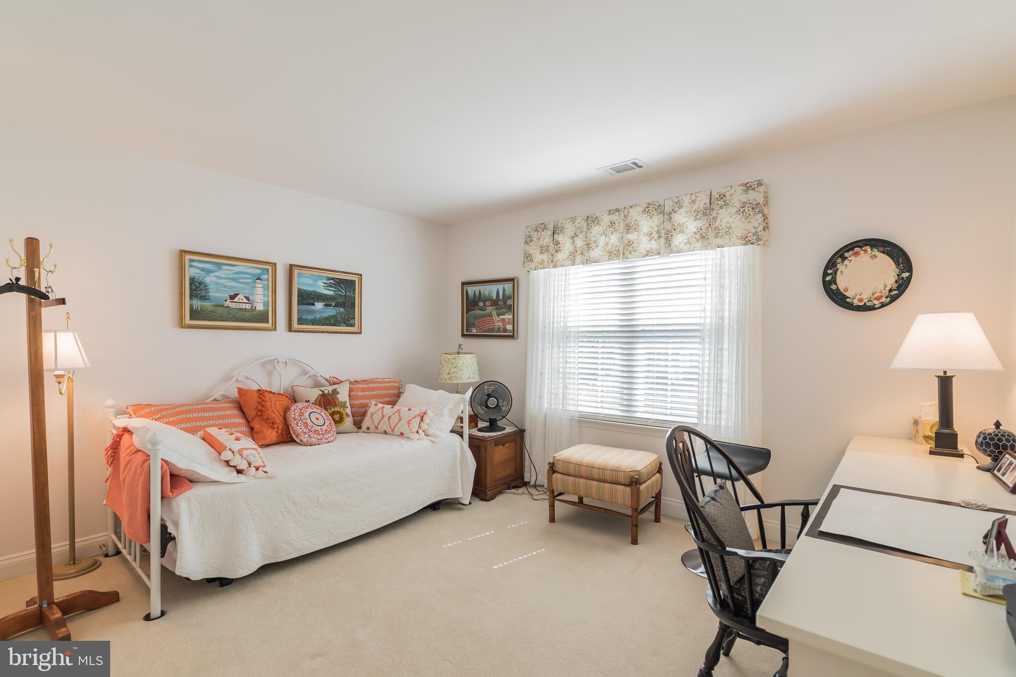 HERITAGE HUNT - Residential