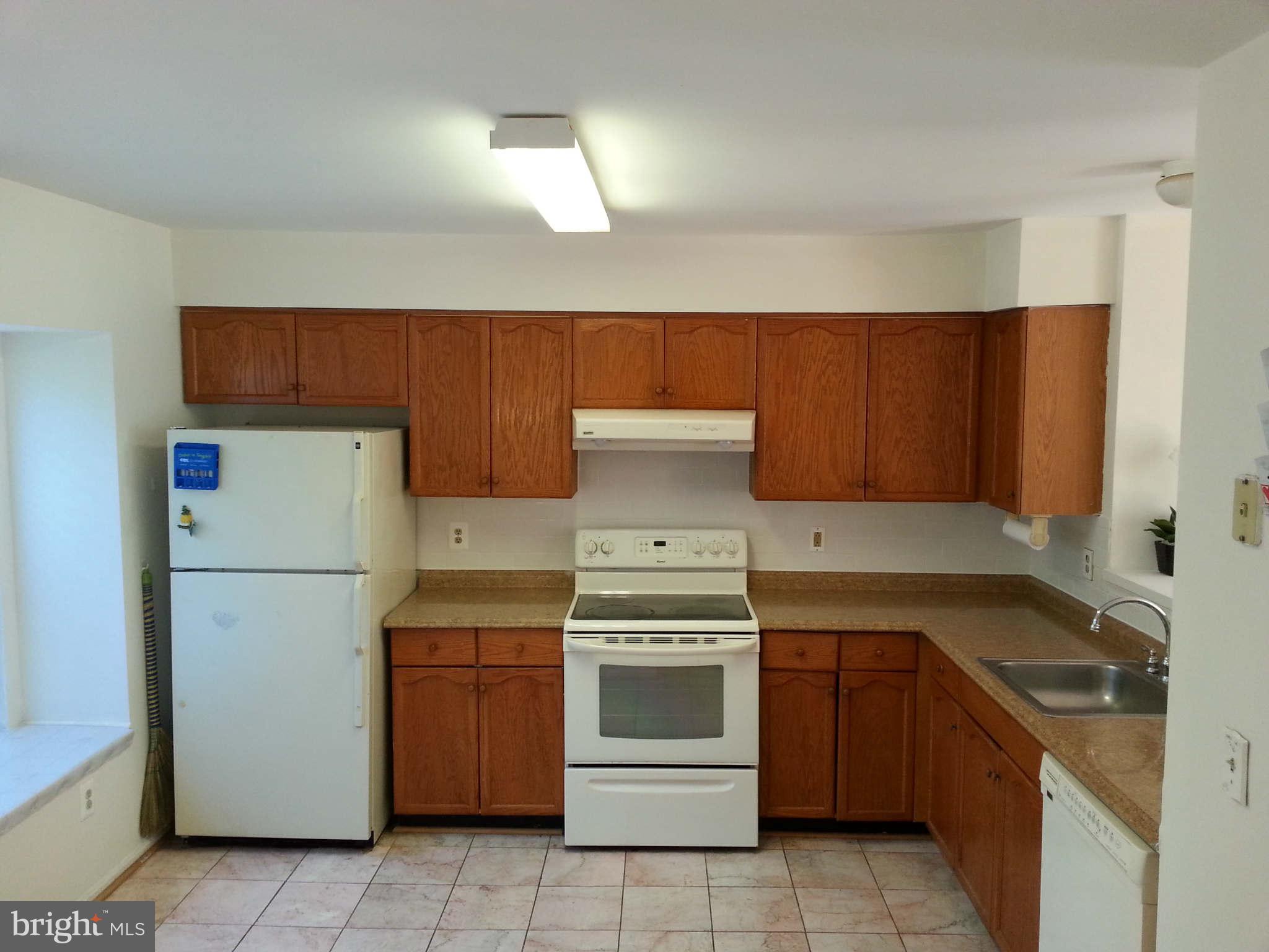 SEQUOIA LEA - Residential Lease