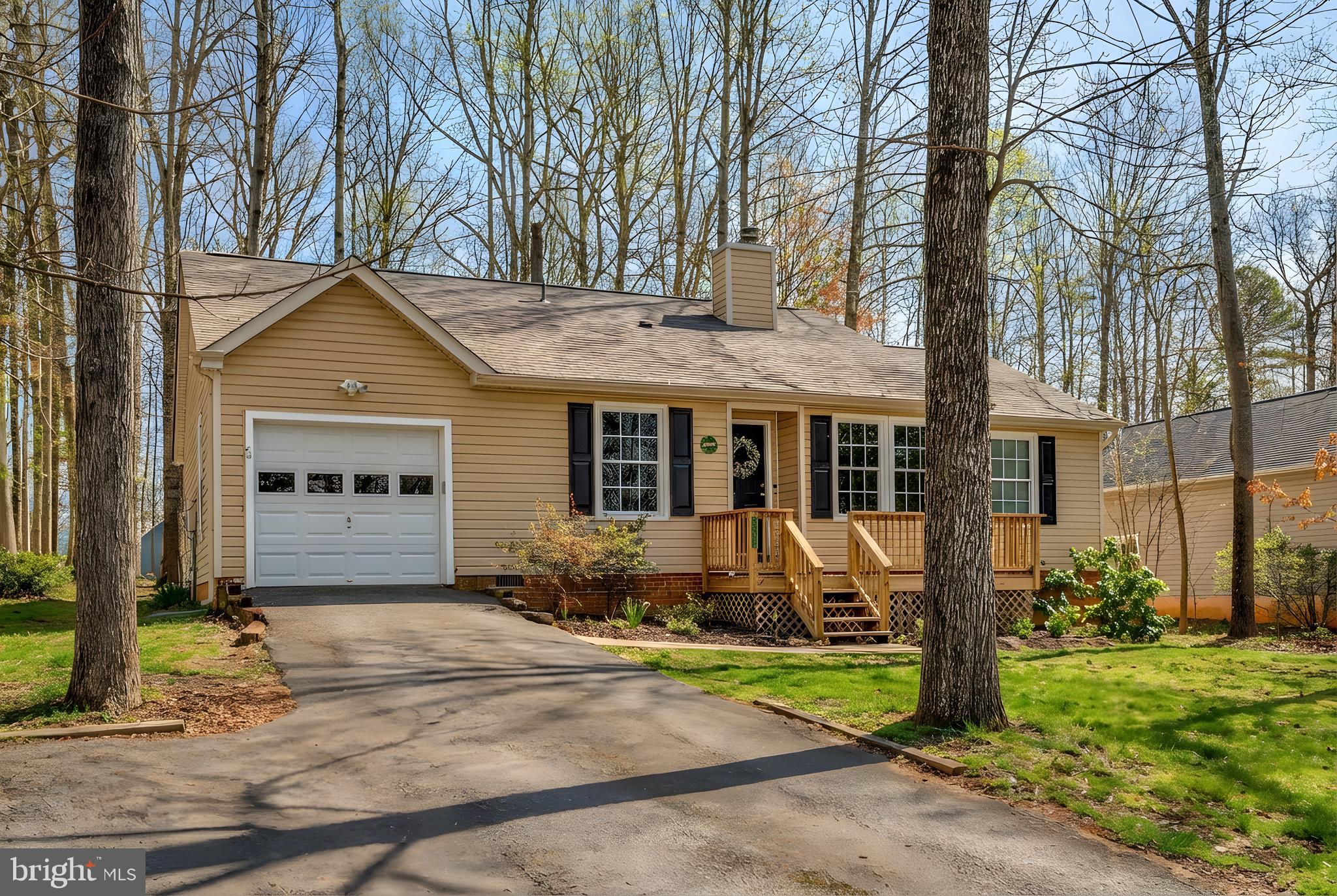 LAKE OF THE WOODS - Residential