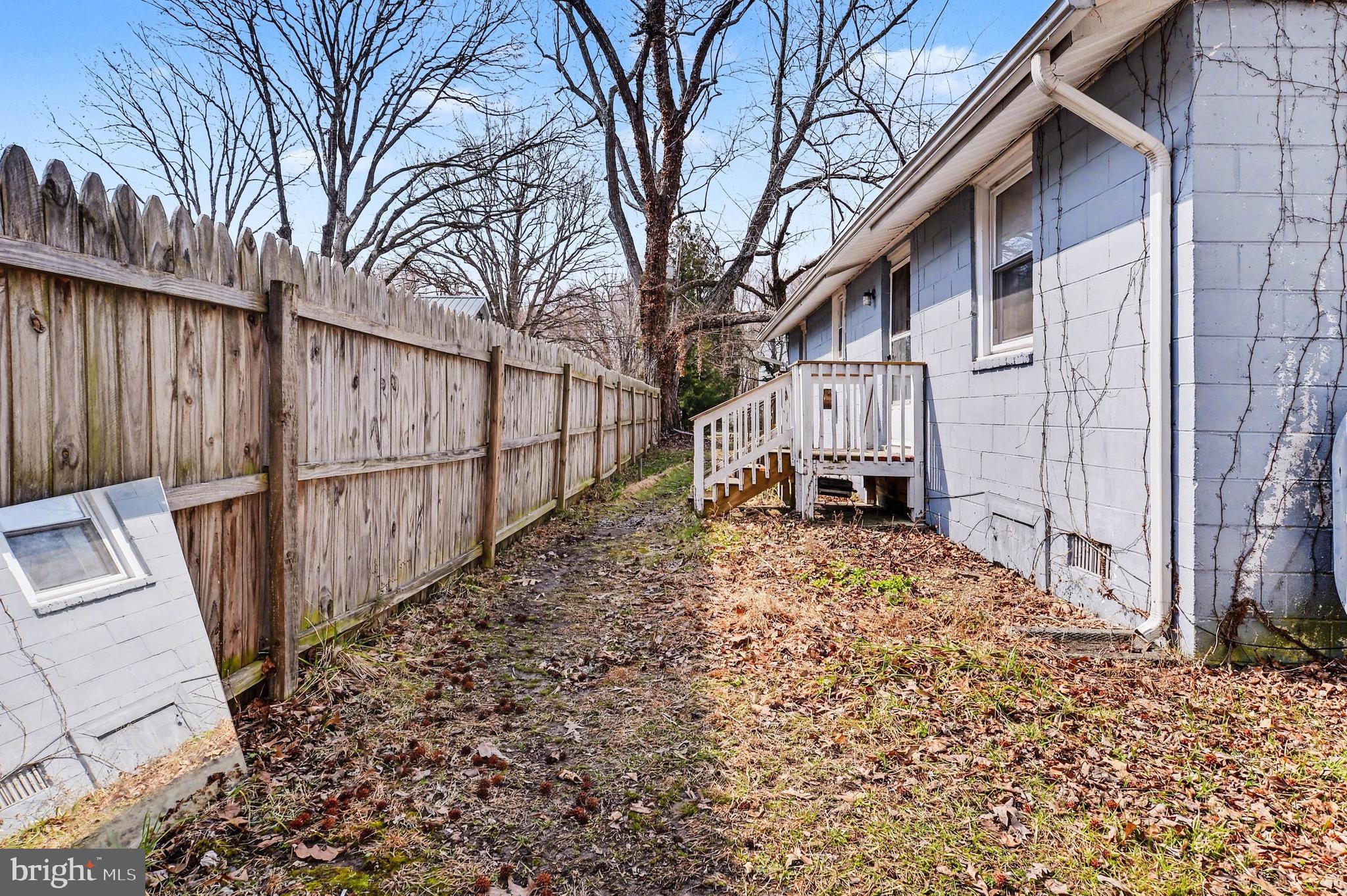 MAYO BEACH - Residential