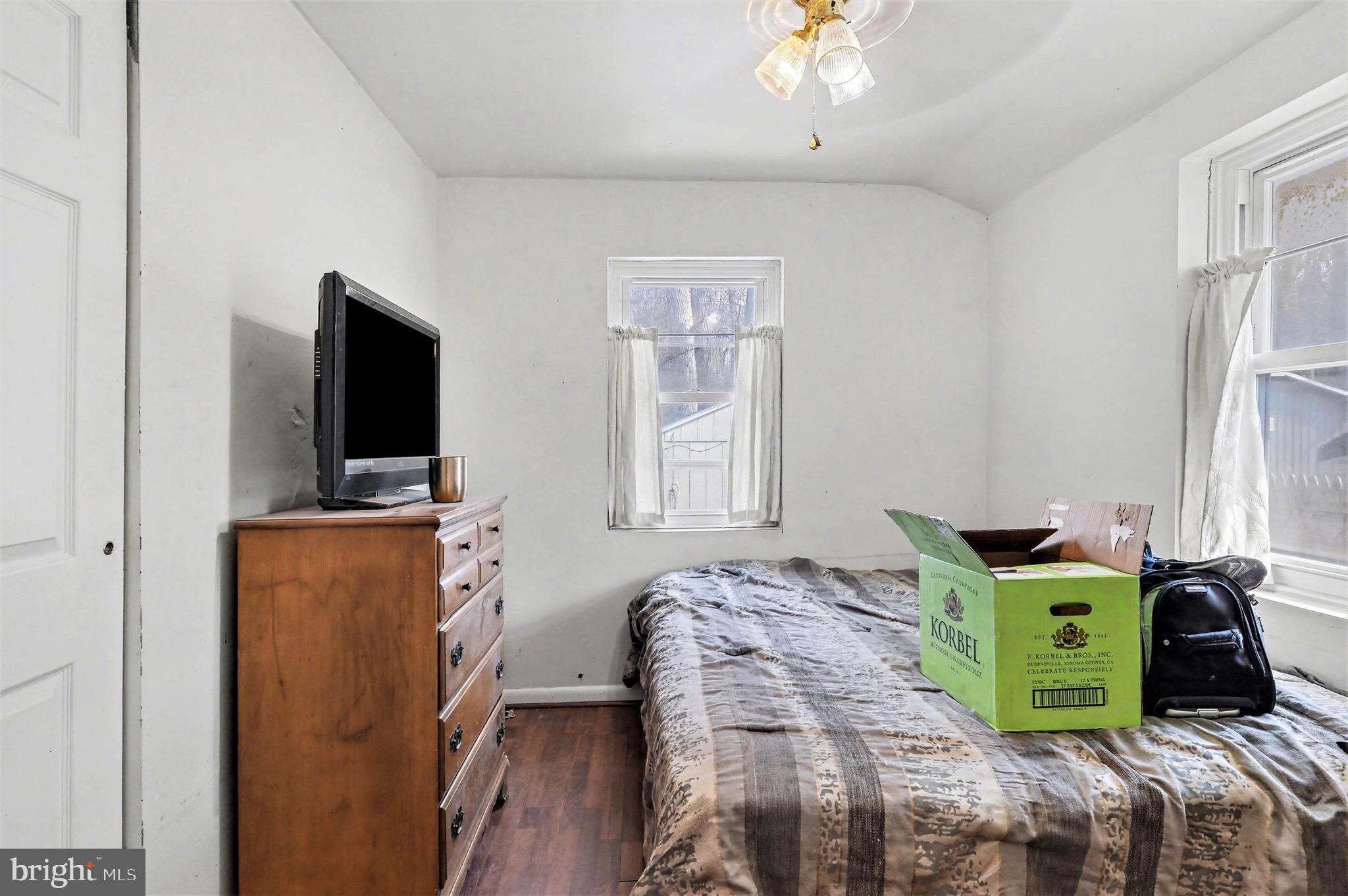 MAYO BEACH - Residential