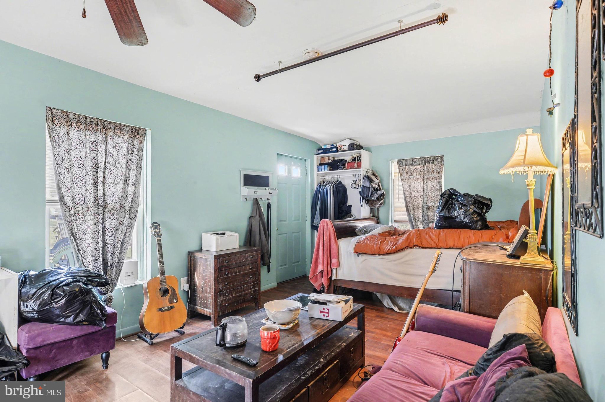 MAYO BEACH - Residential