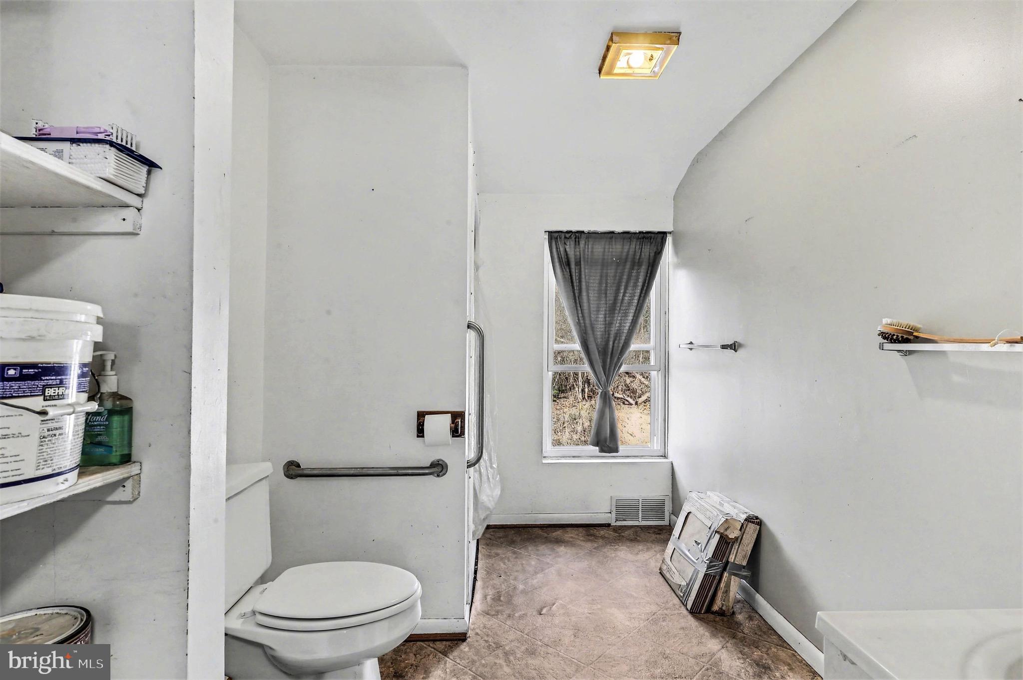 MAYO BEACH - Residential