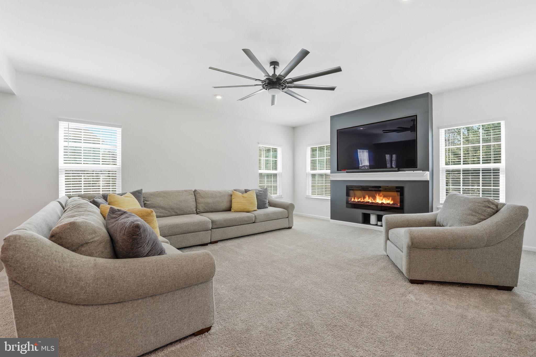 FAWN LAKE - Residential