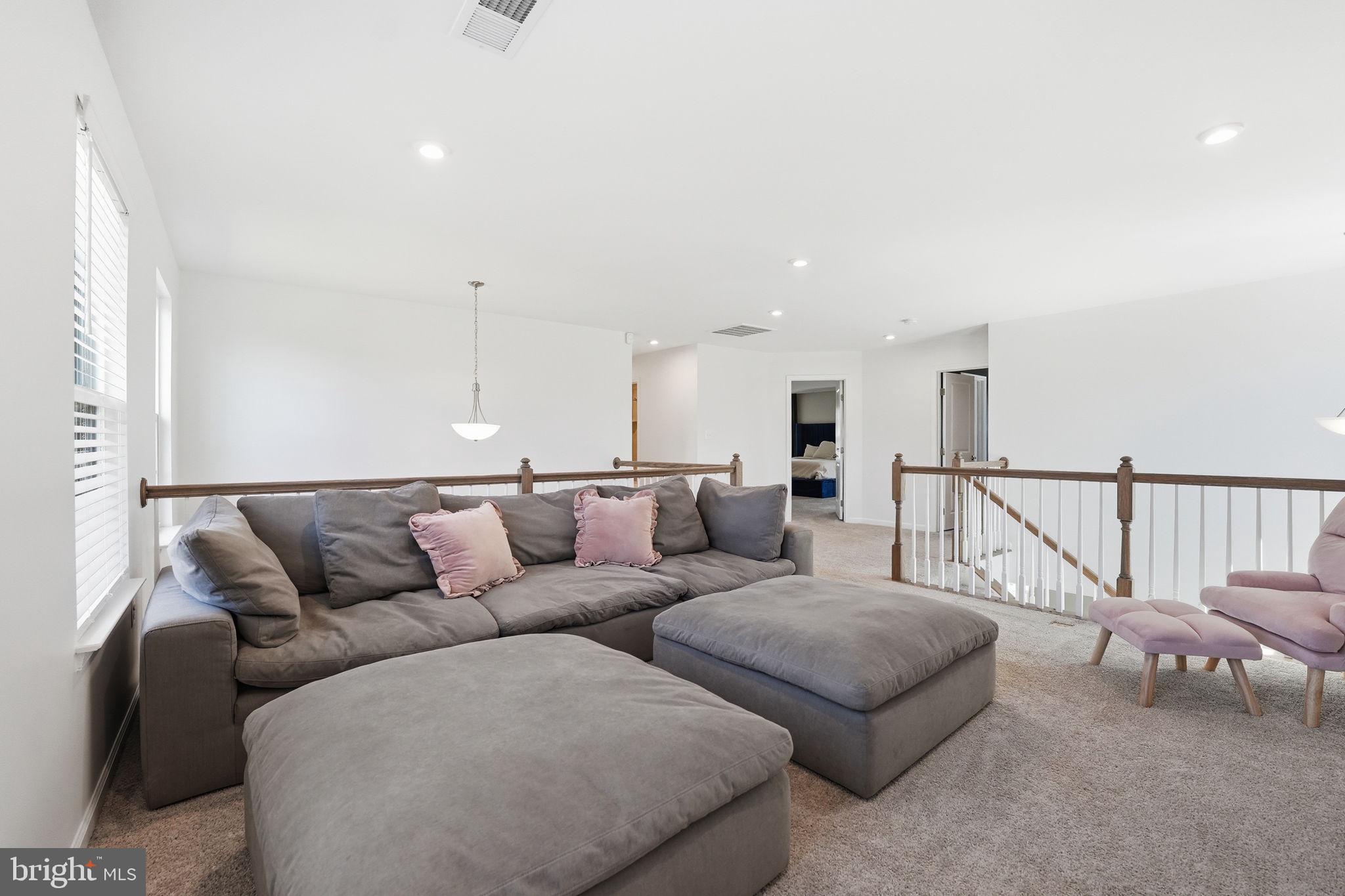 FAWN LAKE - Residential