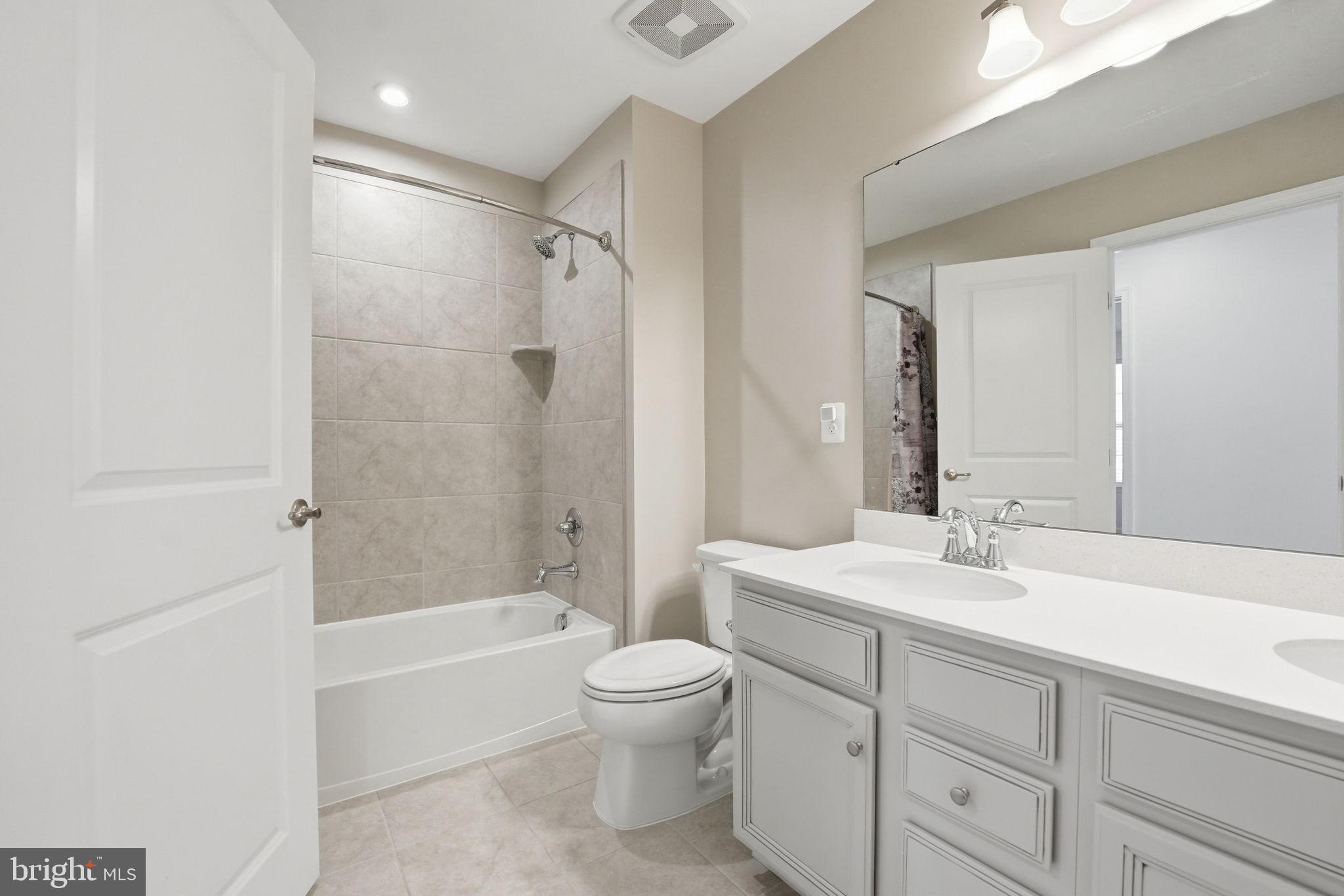 FAWN LAKE - Residential