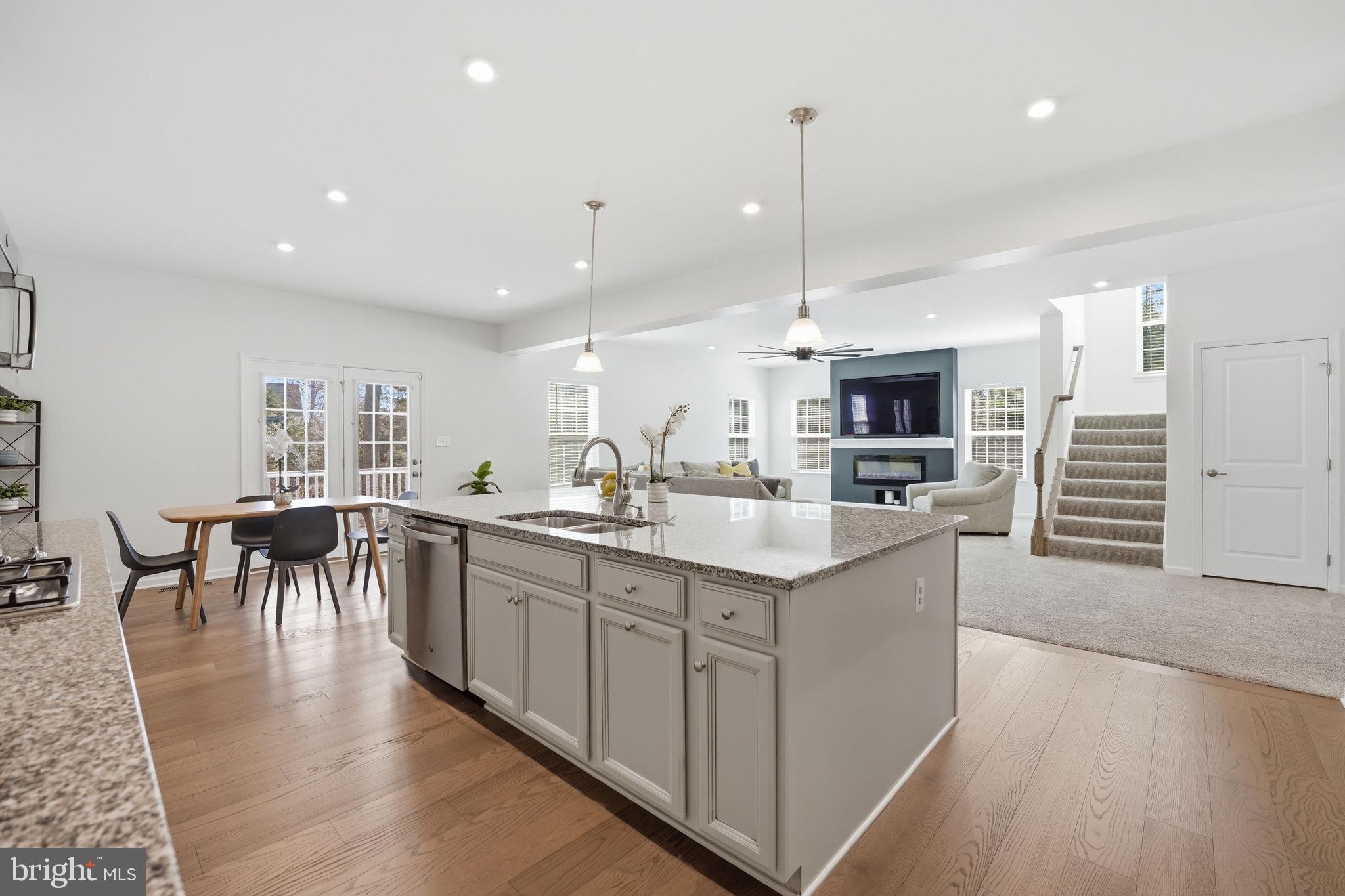 FAWN LAKE - Residential