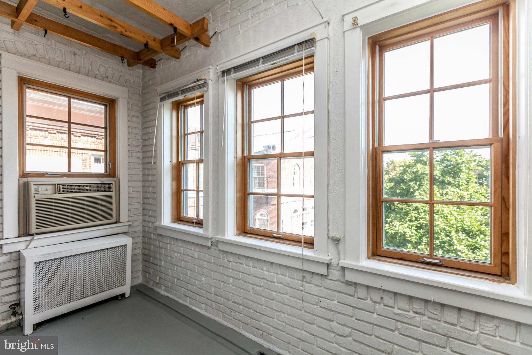 CHARLES VILLAGE - Residential