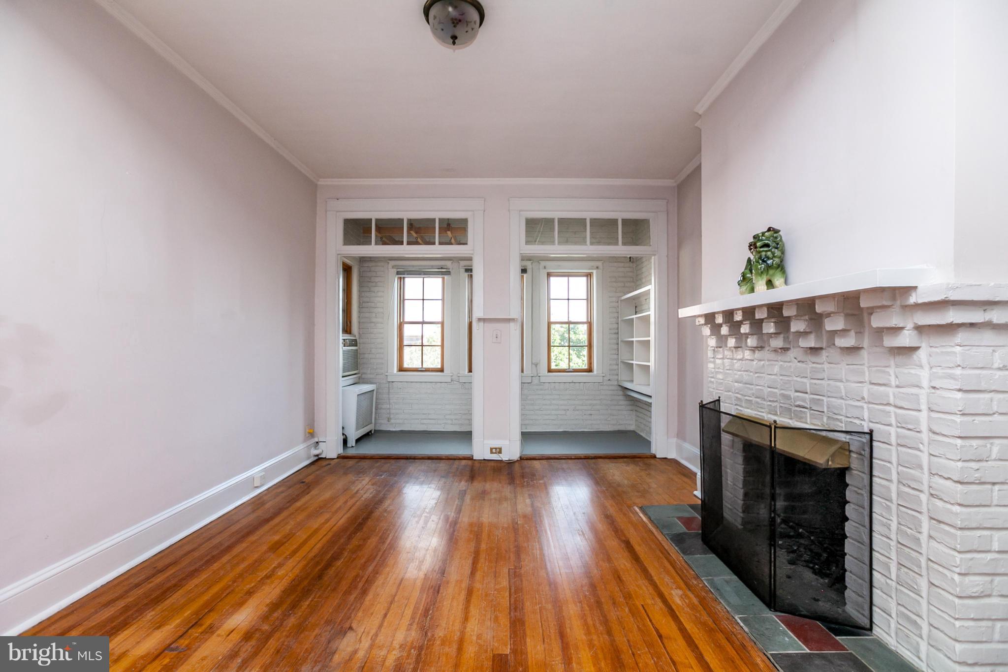 CHARLES VILLAGE - Residential