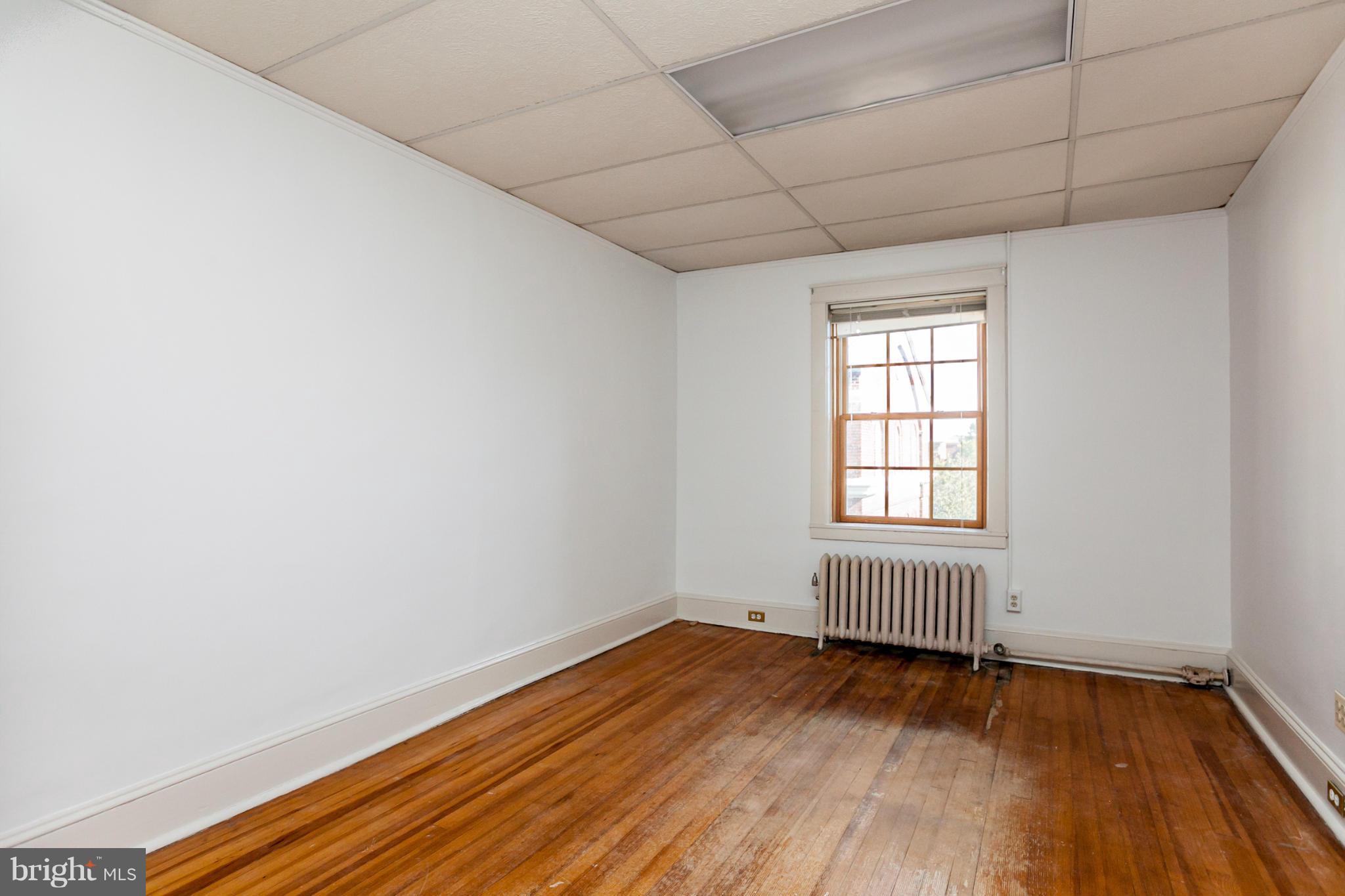 CHARLES VILLAGE - Residential