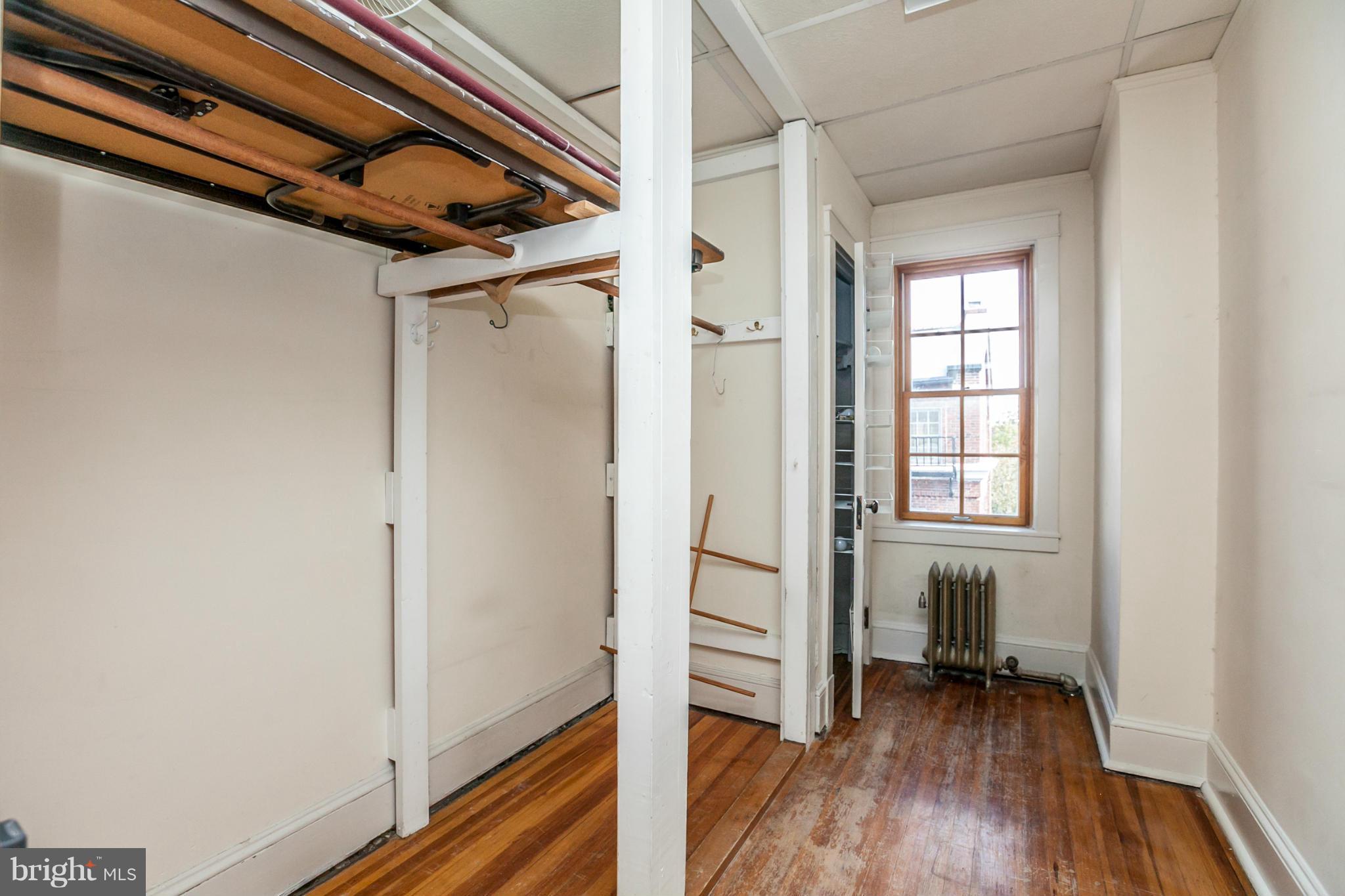 CHARLES VILLAGE - Residential