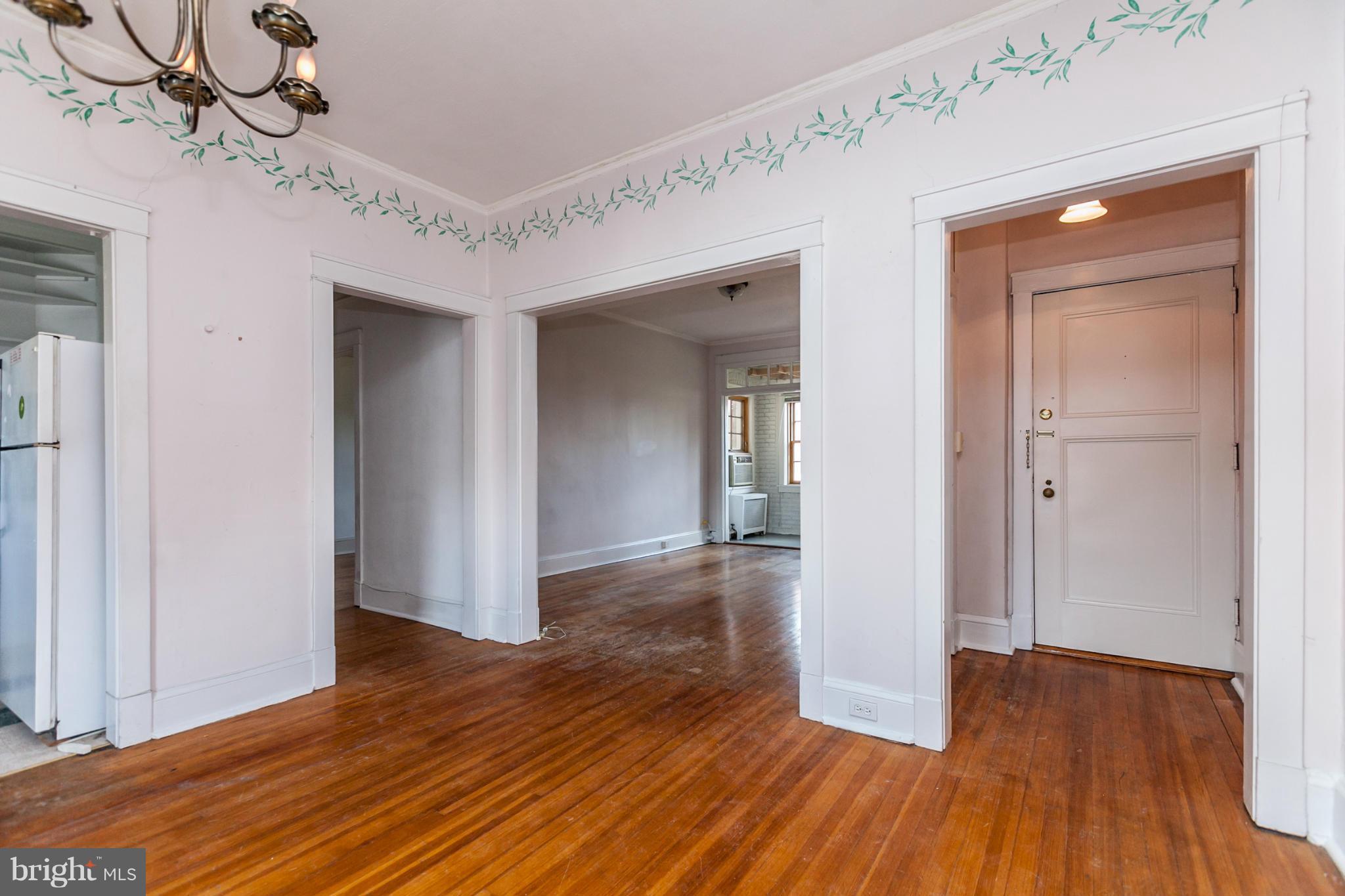 CHARLES VILLAGE - Residential