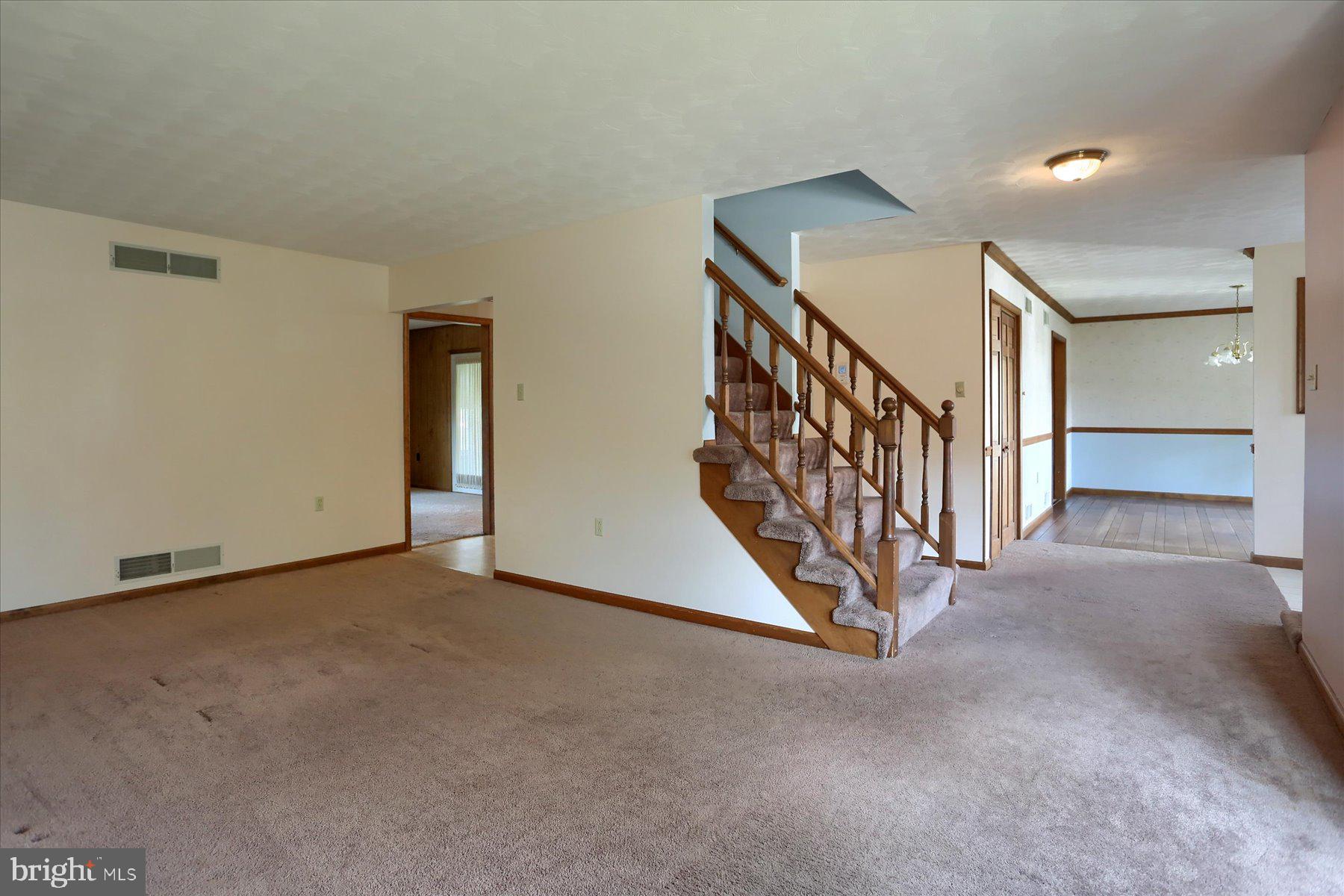 VICTORIA GLEN - Residential