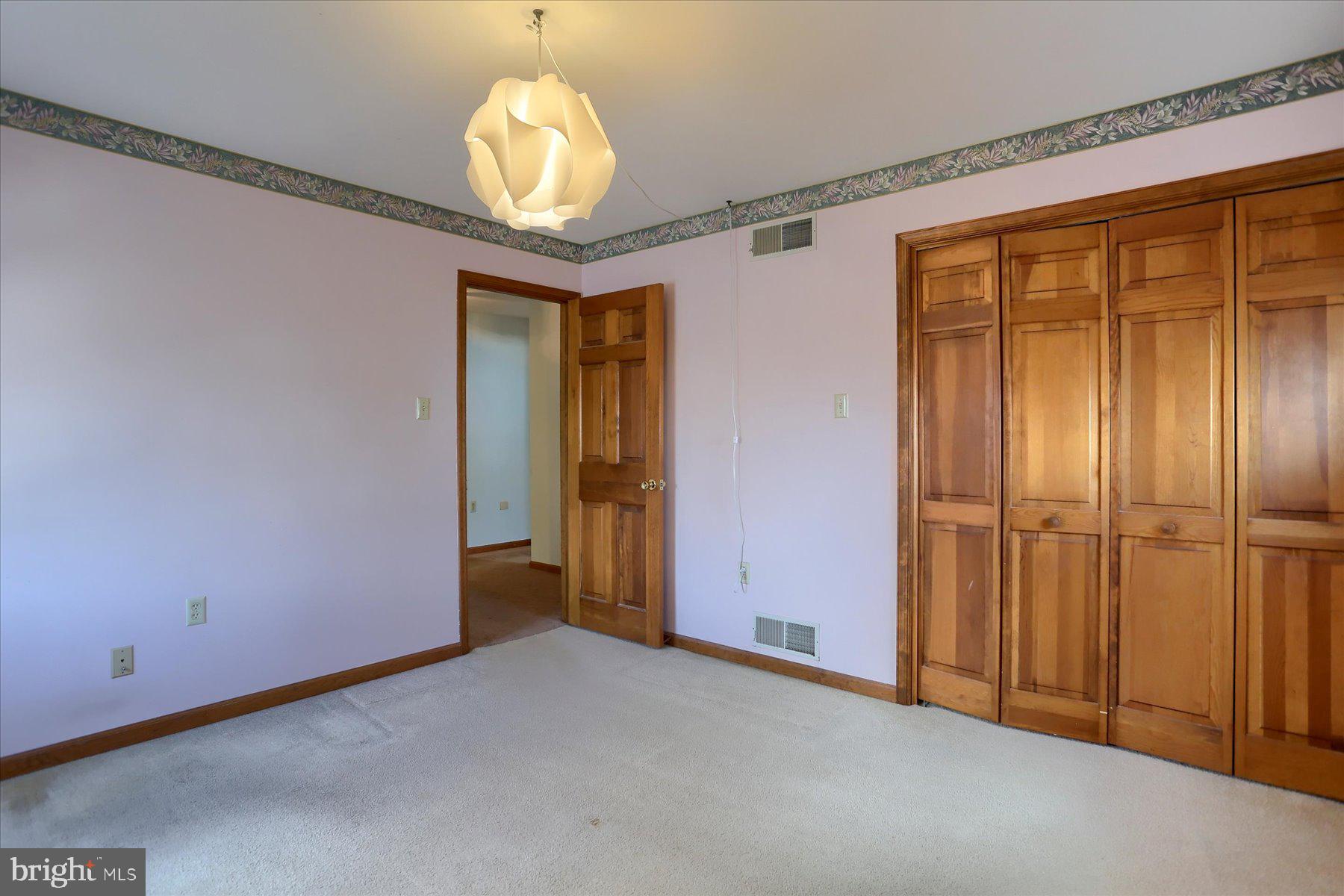 VICTORIA GLEN - Residential