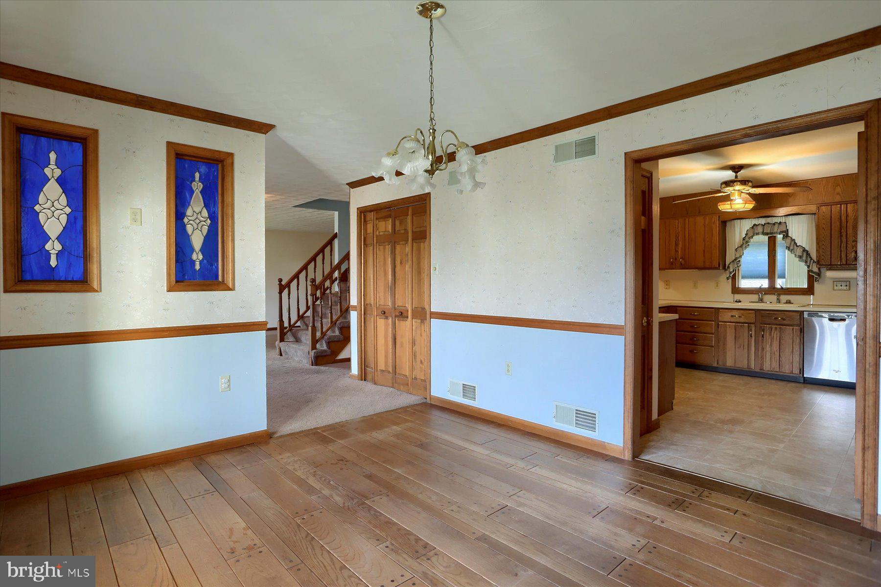 VICTORIA GLEN - Residential