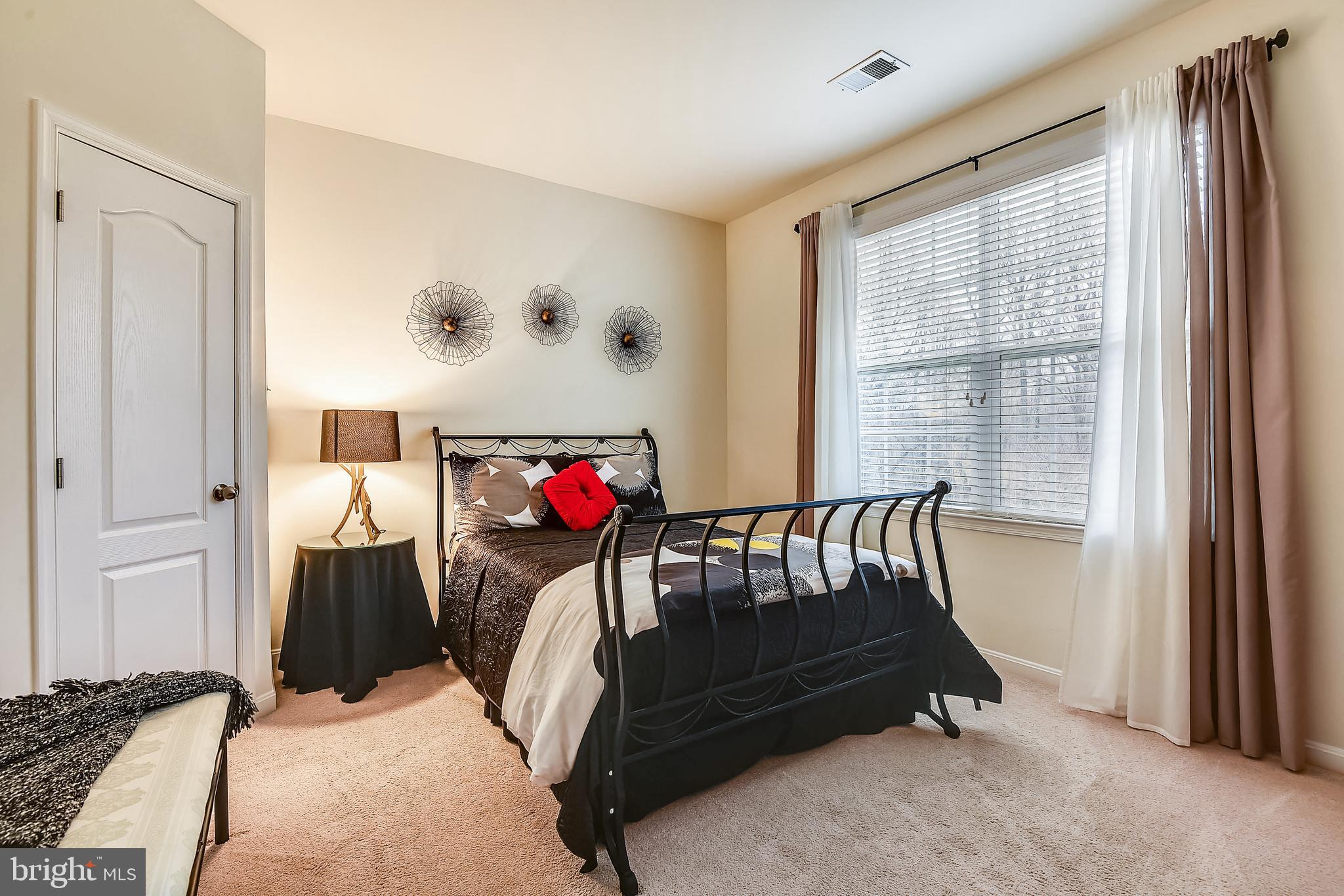 PALISADES AT OAK CREEK - Residential