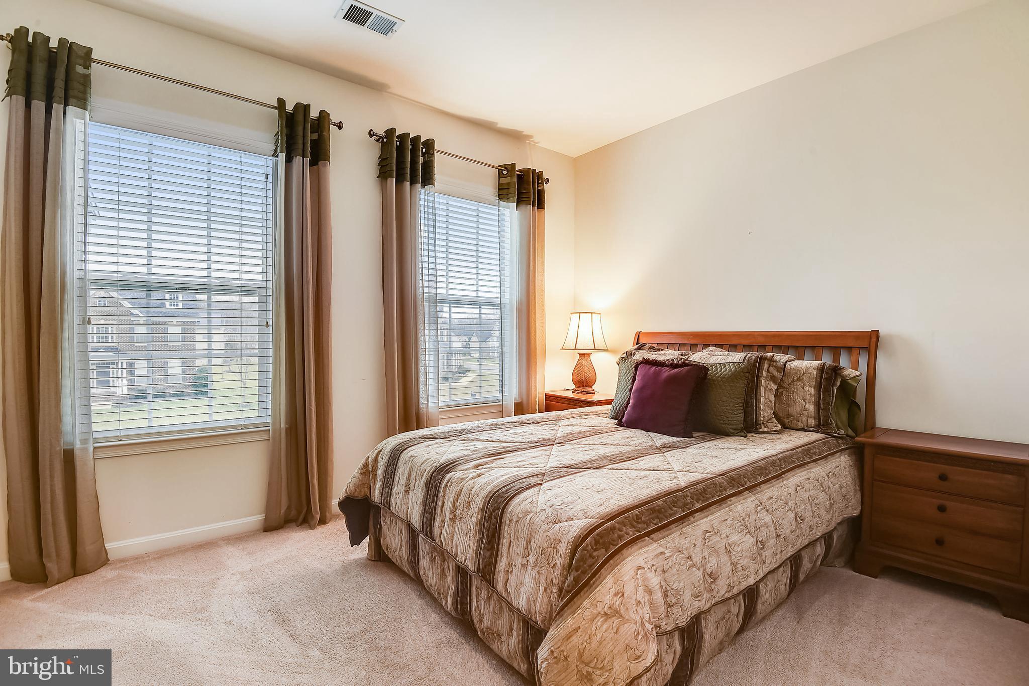 PALISADES AT OAK CREEK - Residential