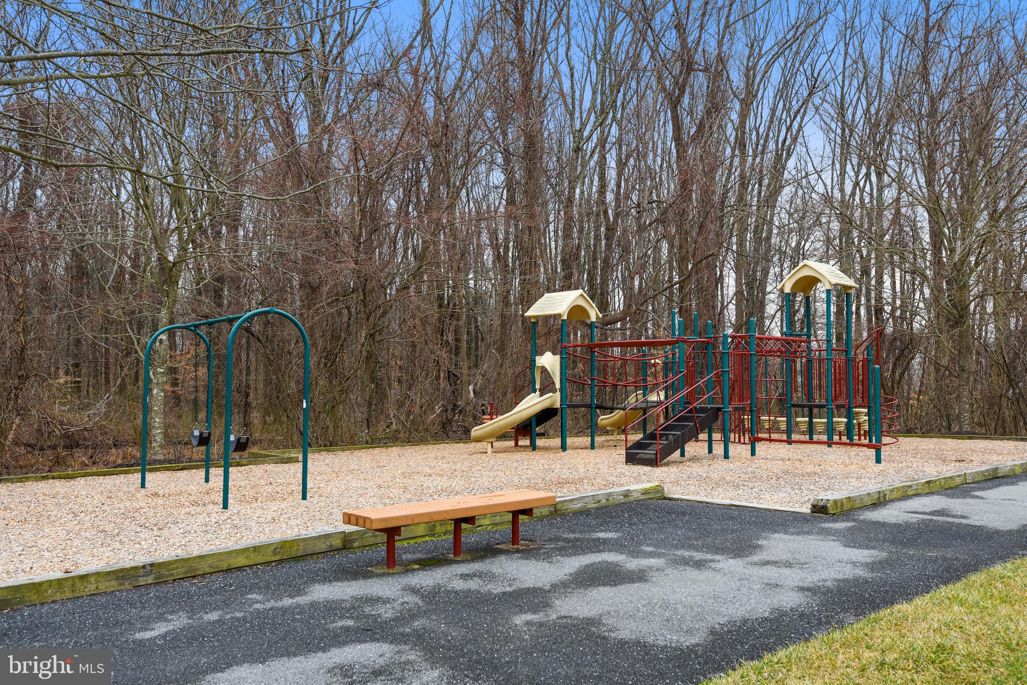 PALISADES AT OAK CREEK - Residential