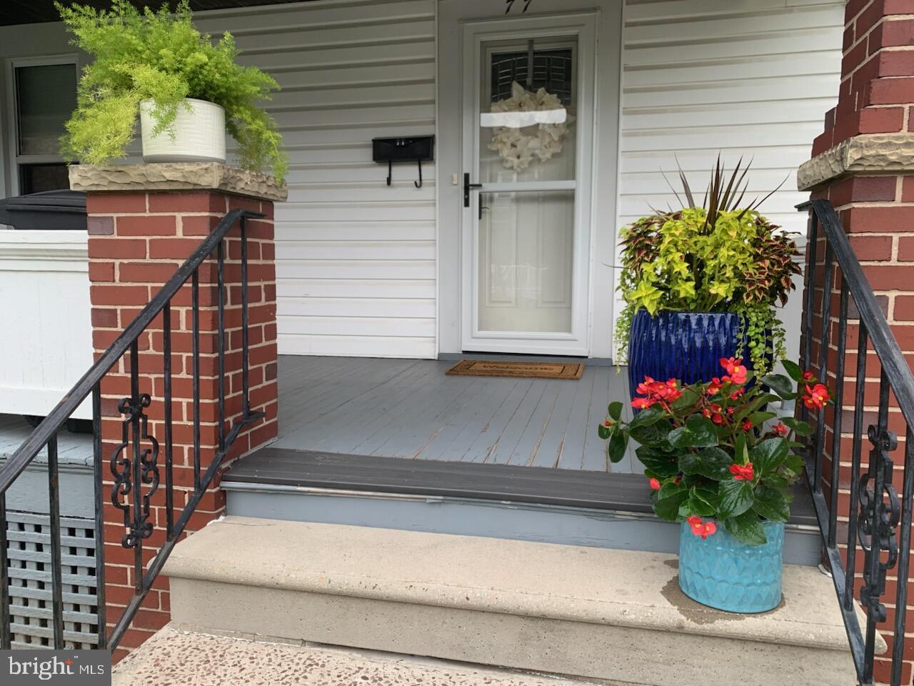 77 W COLLEGE AVENUE