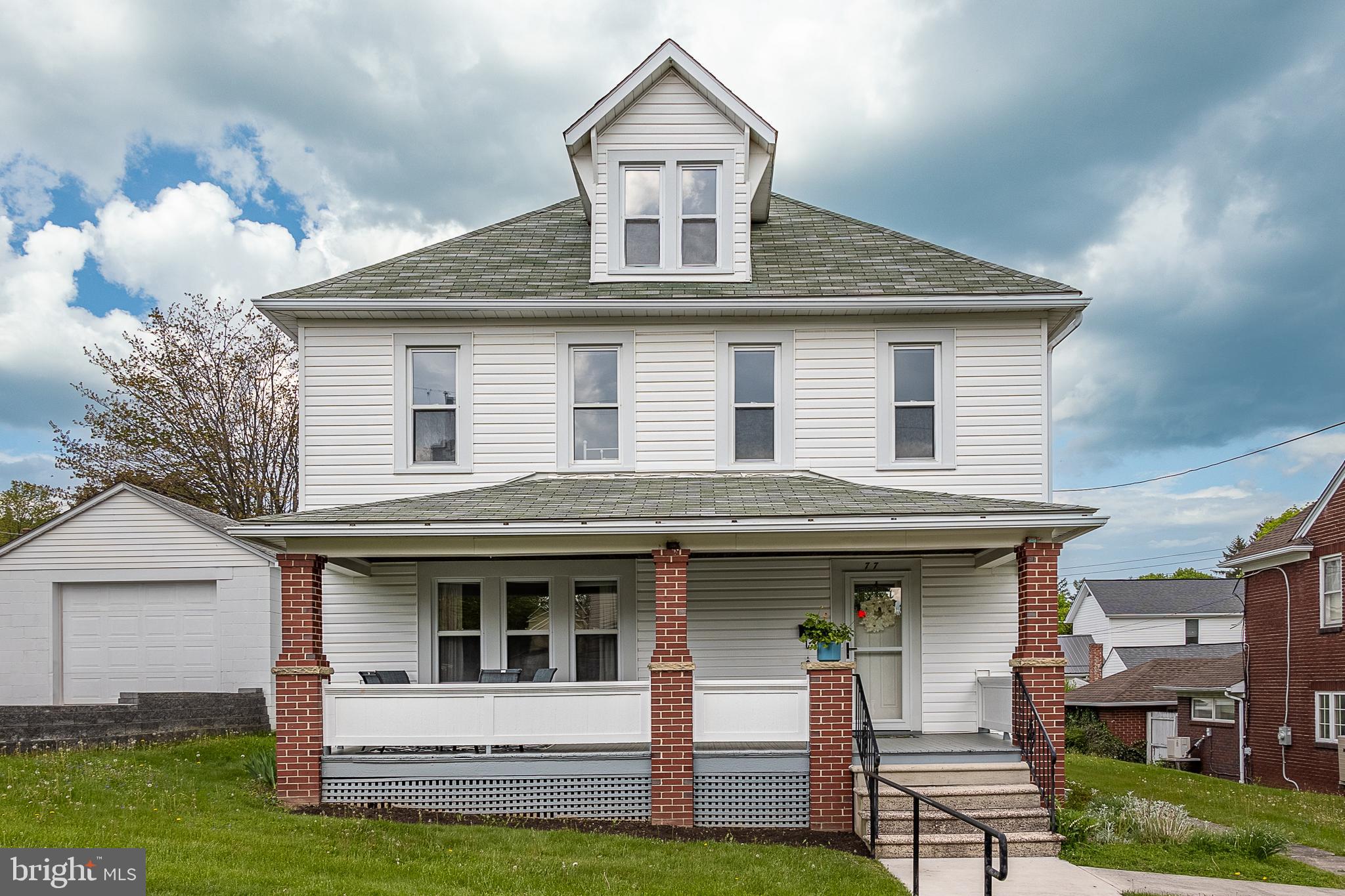 77 W COLLEGE AVENUE