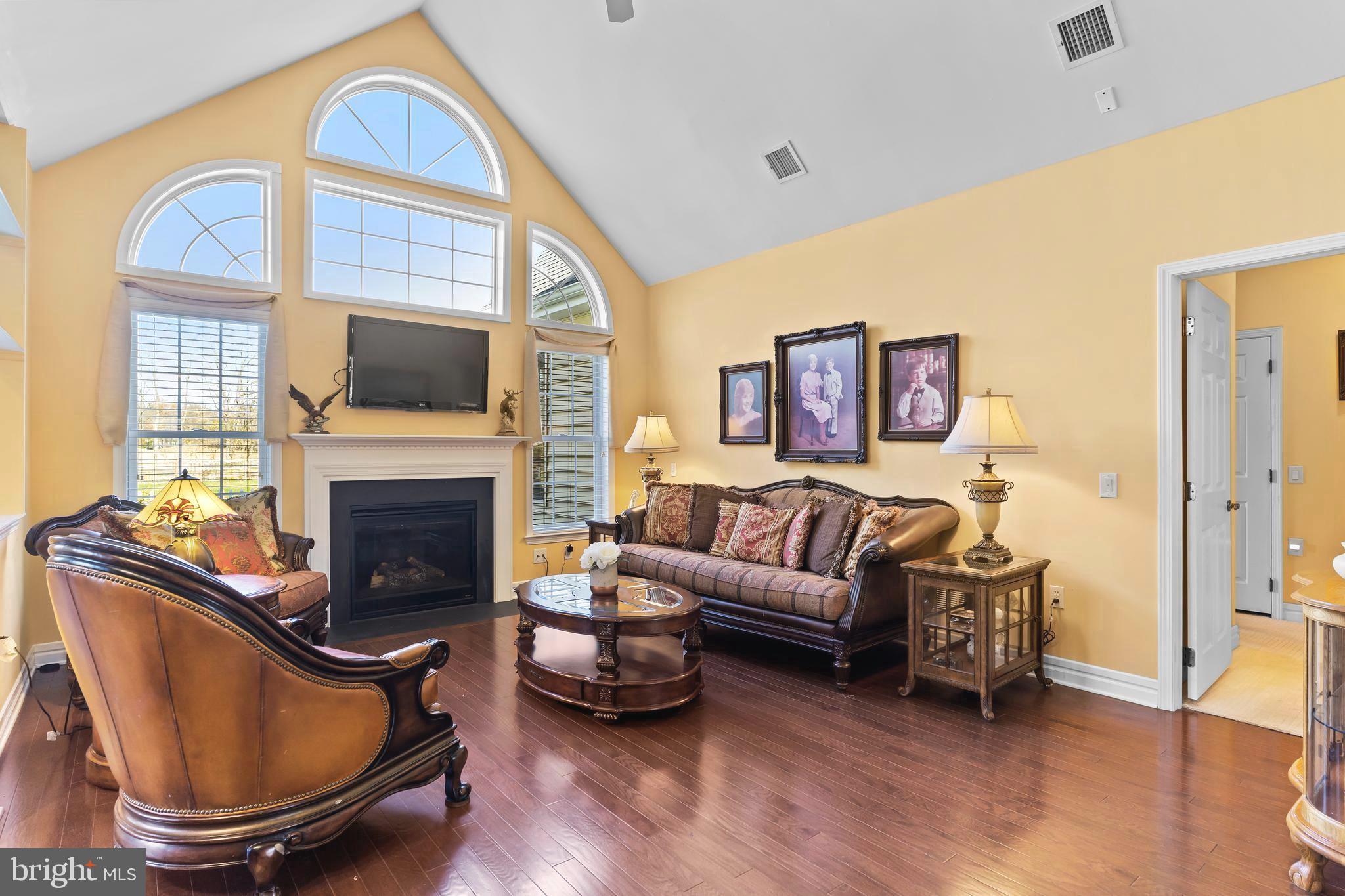 TRADITIONS OF AMERICA AT SILVER SPRING - Residential