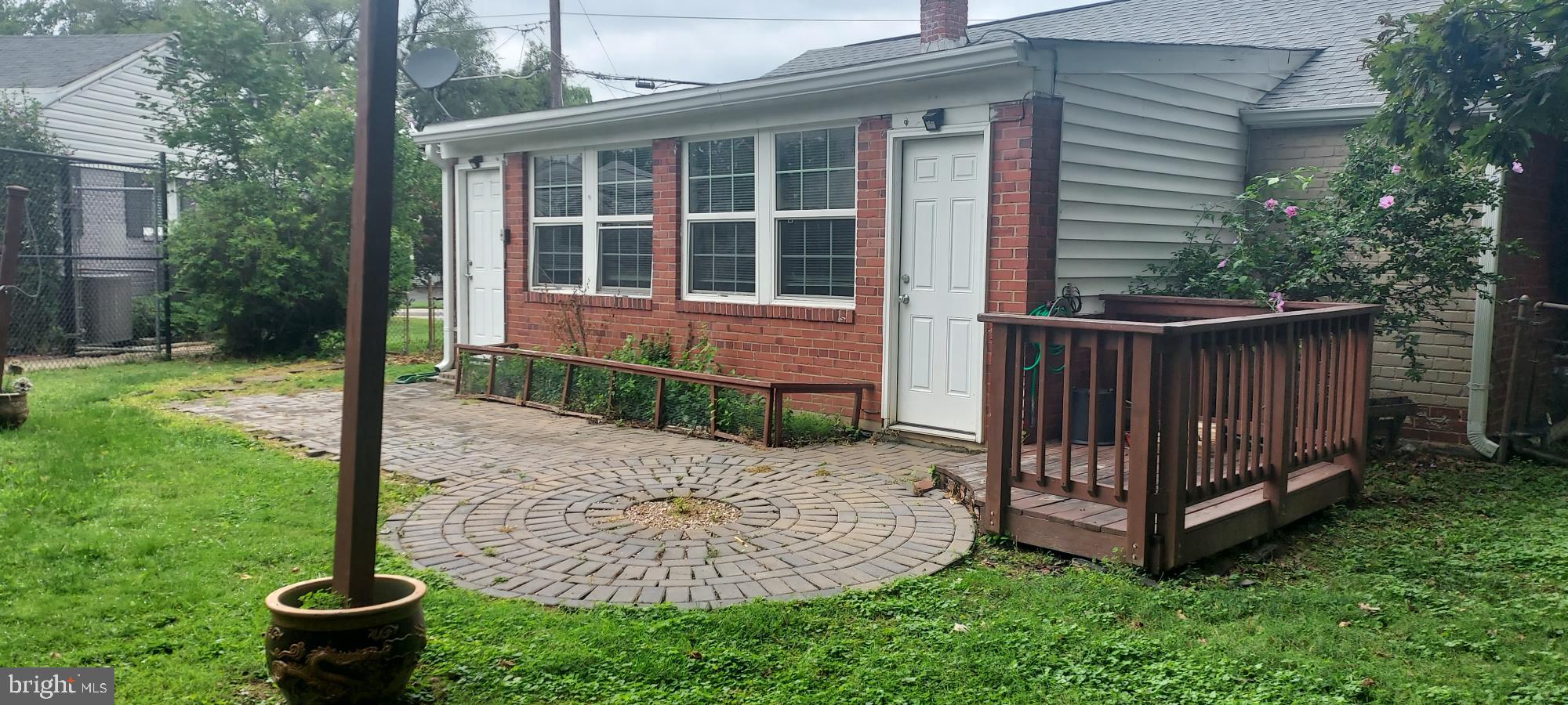 GLENMONT HILLS - Residential Lease