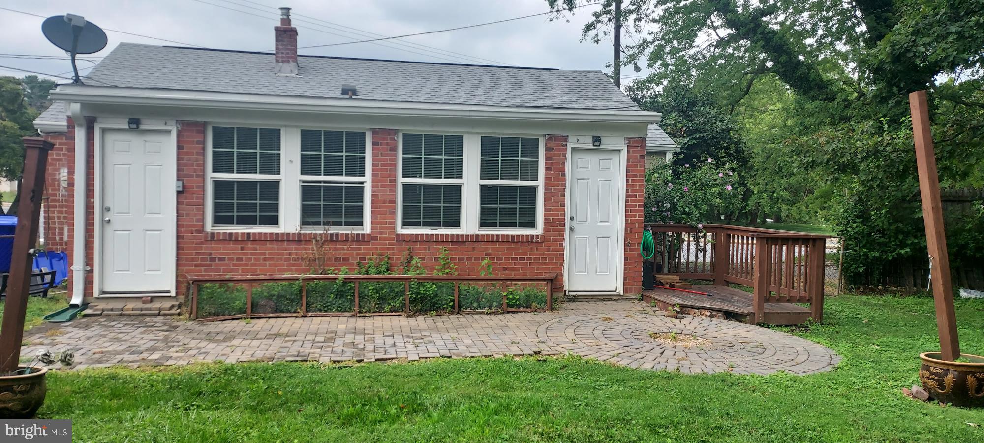 GLENMONT HILLS - Residential Lease