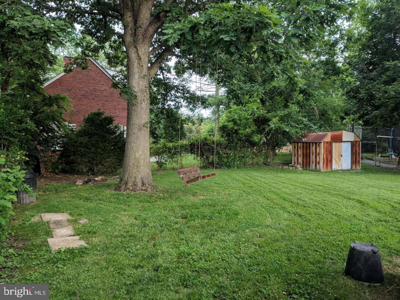 GLENMONT HILLS - Residential Lease