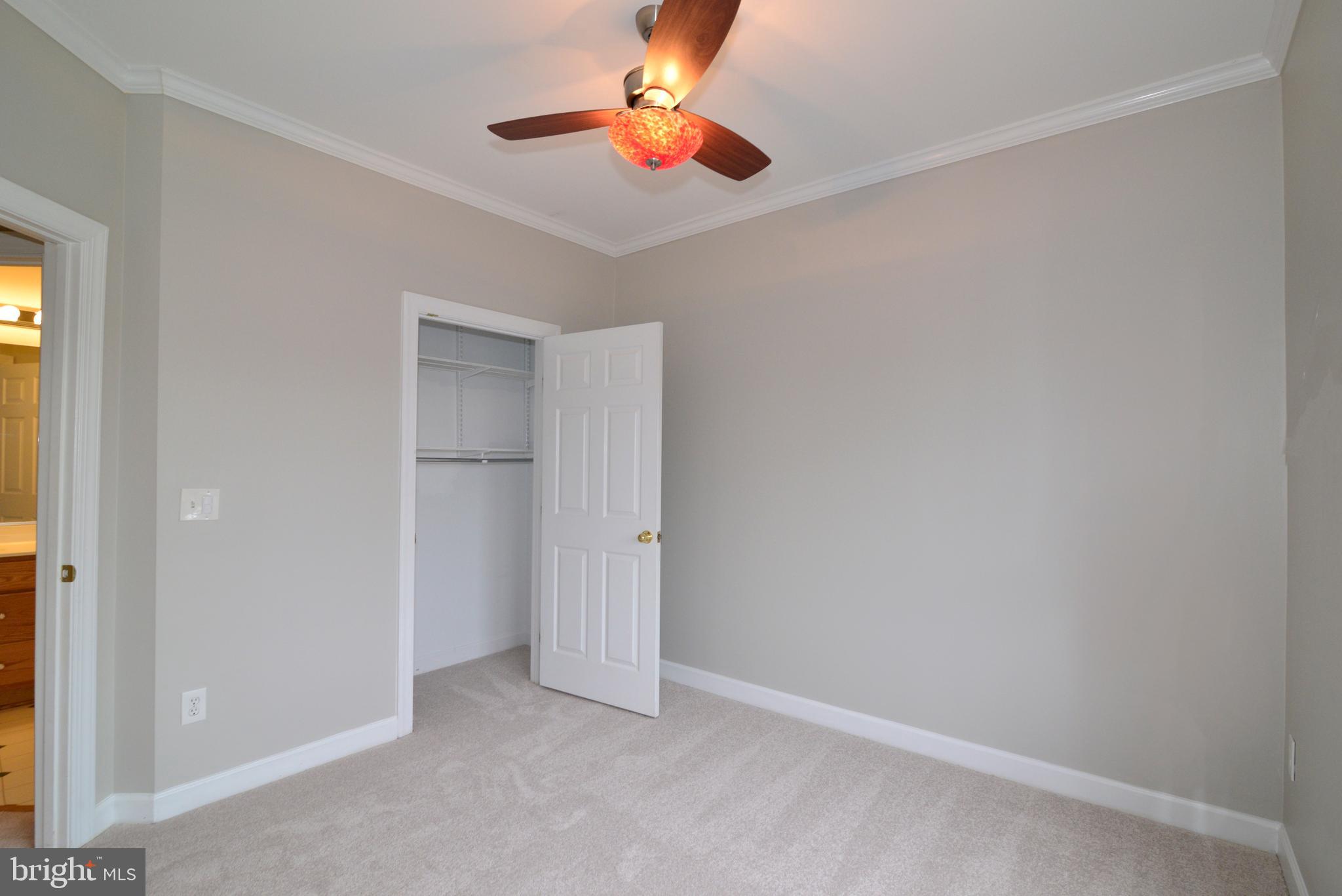 SOUTH RIDING - Residential Lease