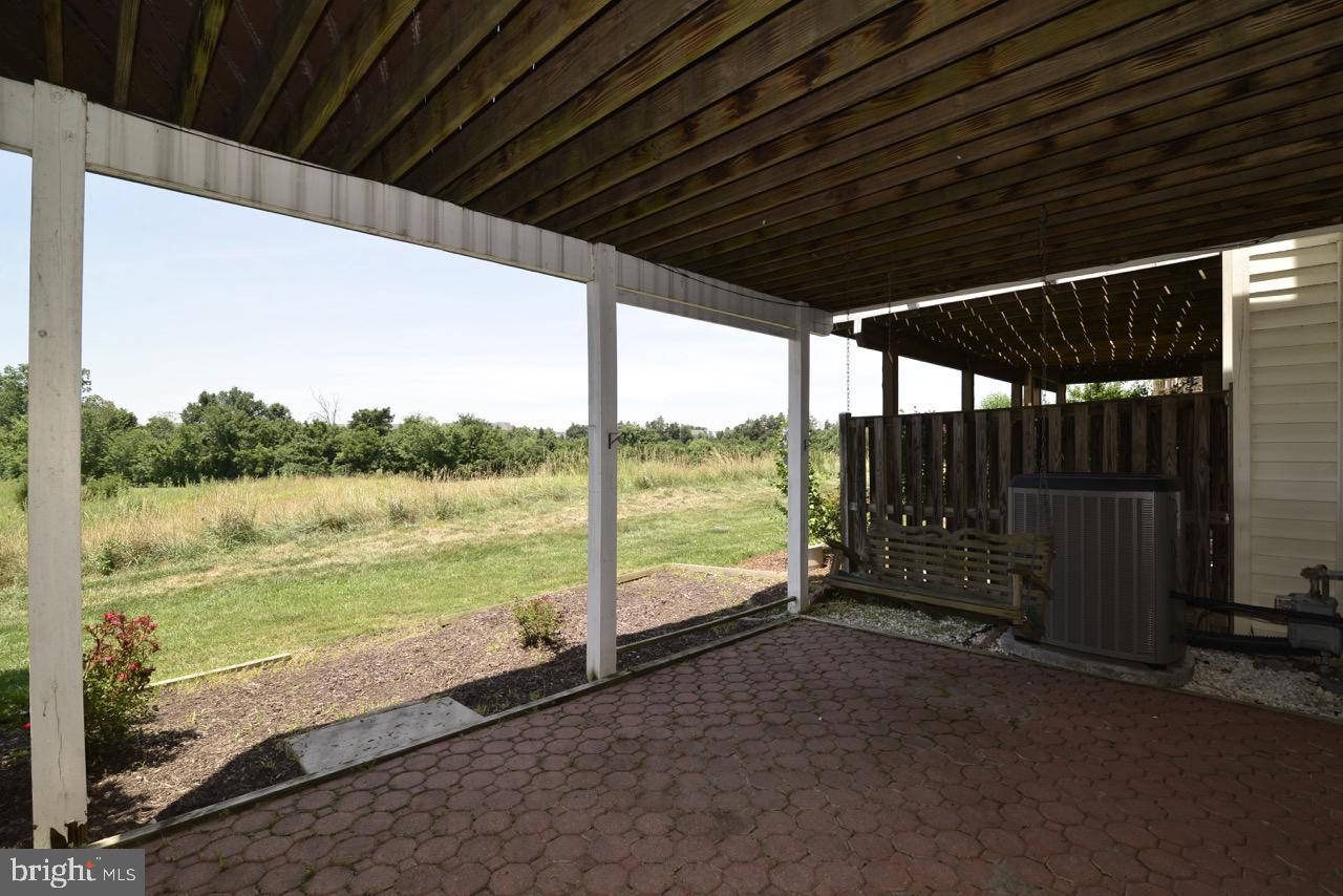 SOUTH RIDING - Residential Lease