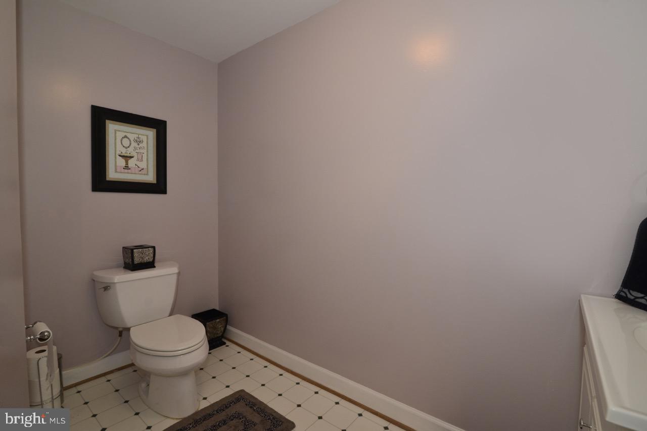 SOUTH RIDING - Residential Lease