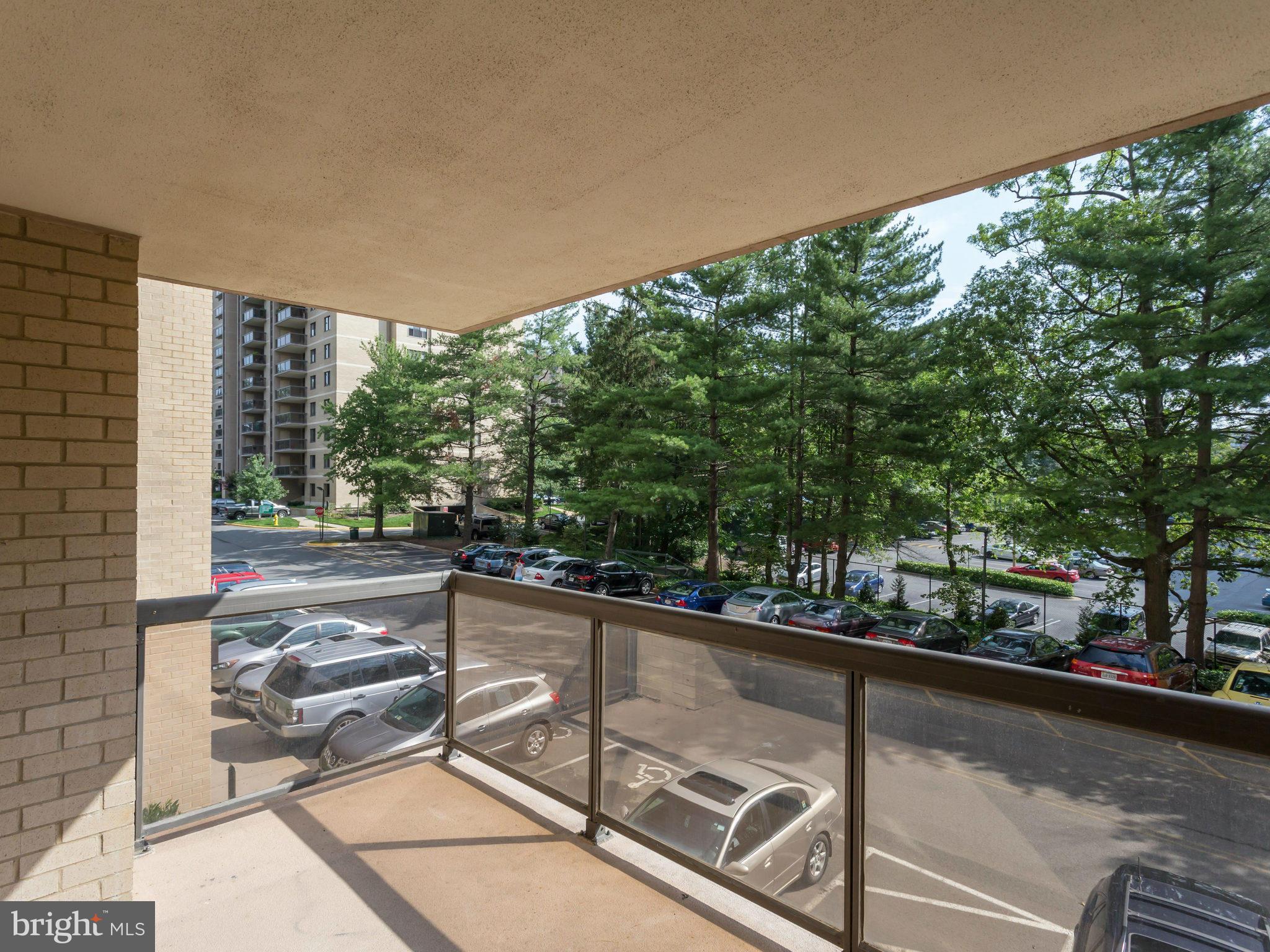 WATERGATE AT LANDMARK - Residential