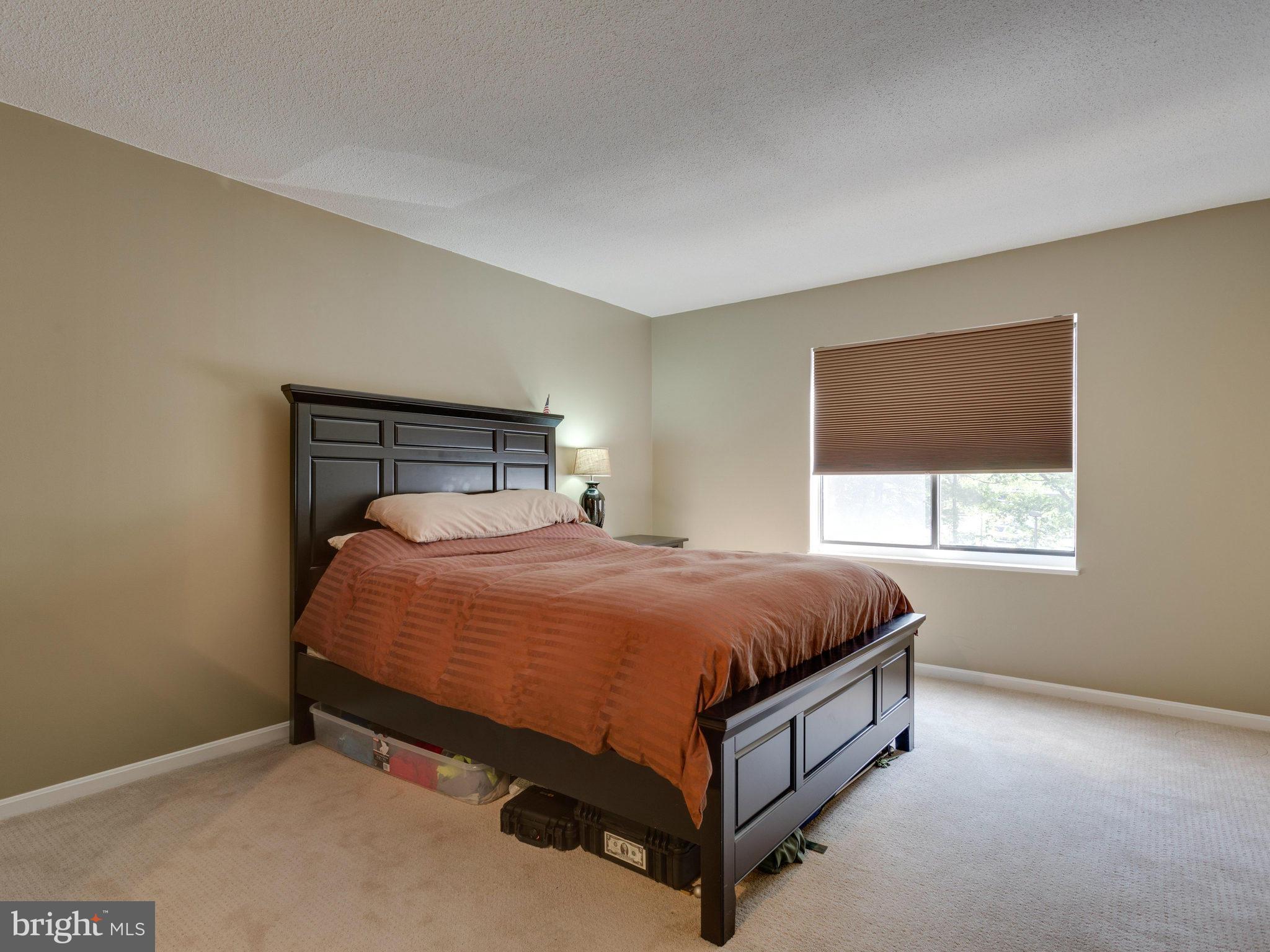 WATERGATE AT LANDMARK - Residential