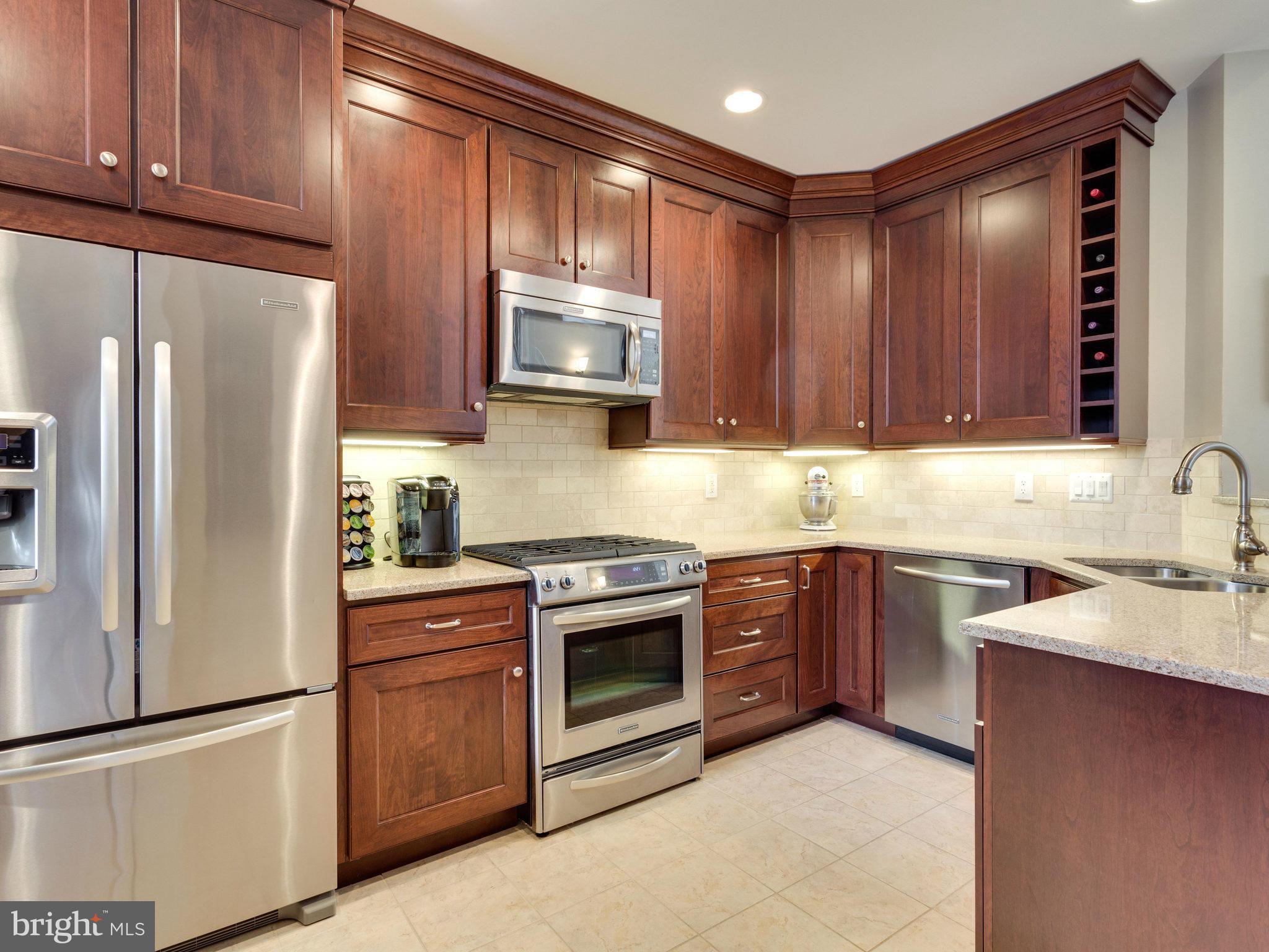 GATES OF WESTFALLS - Residential