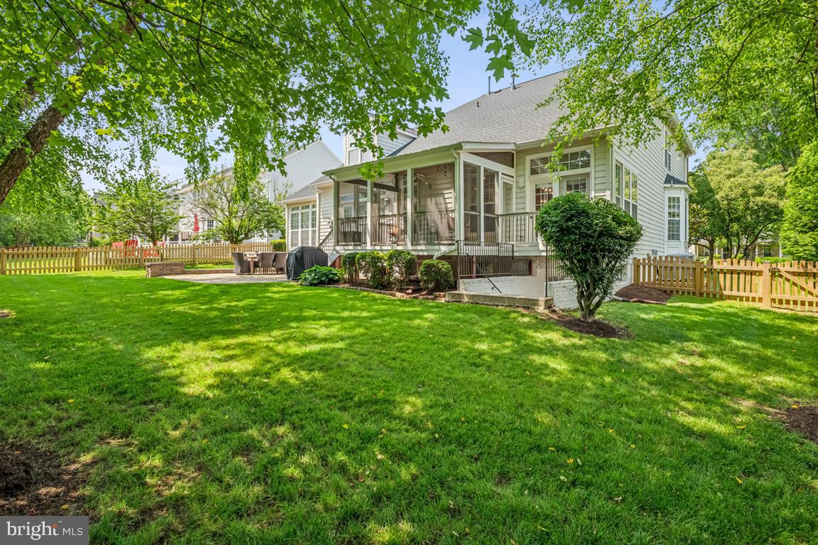 BROADLANDS - Residential