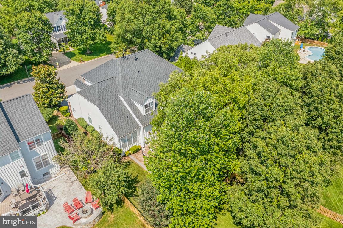 BROADLANDS - Residential